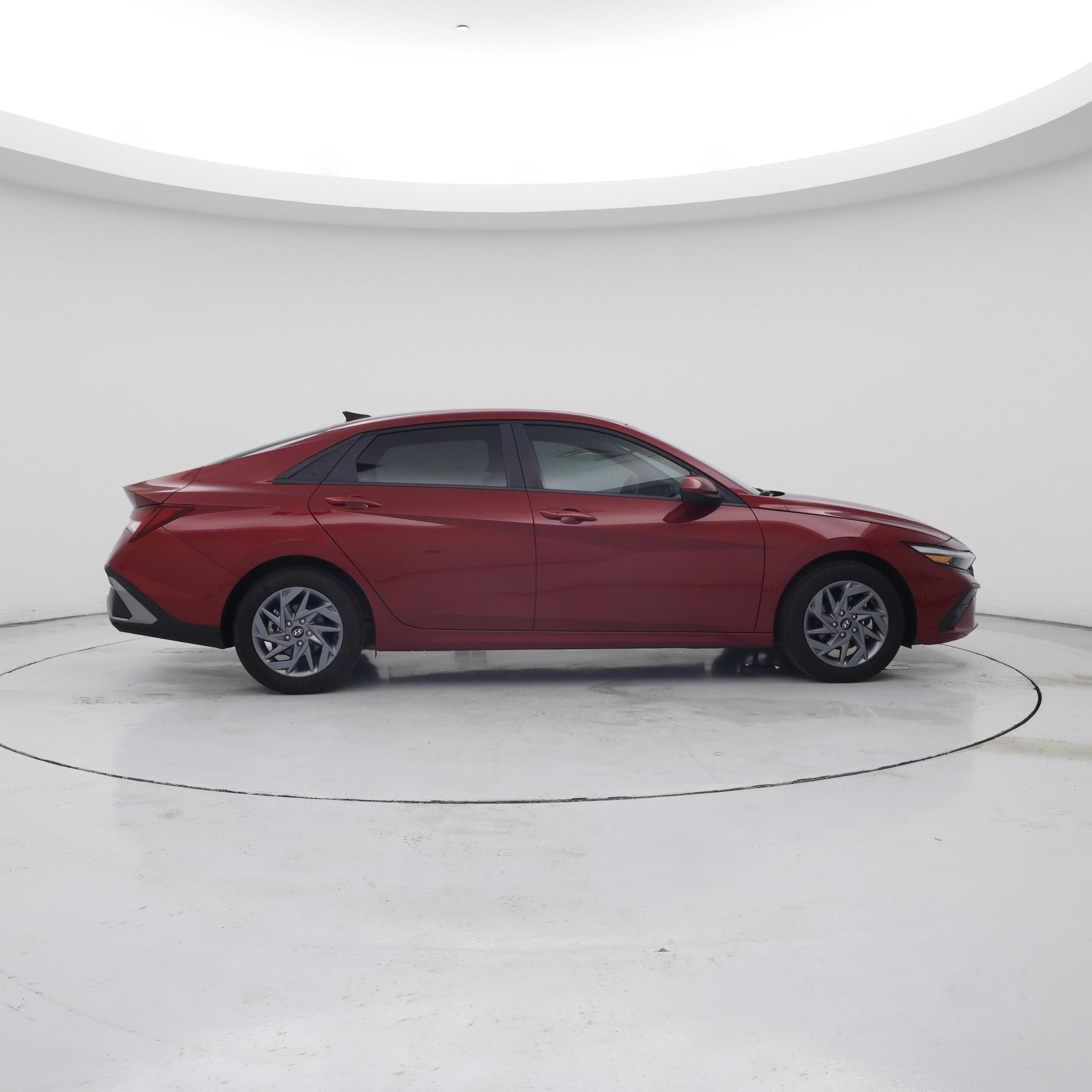 Thumbnail: 2024 Hyundai Elantra - 7