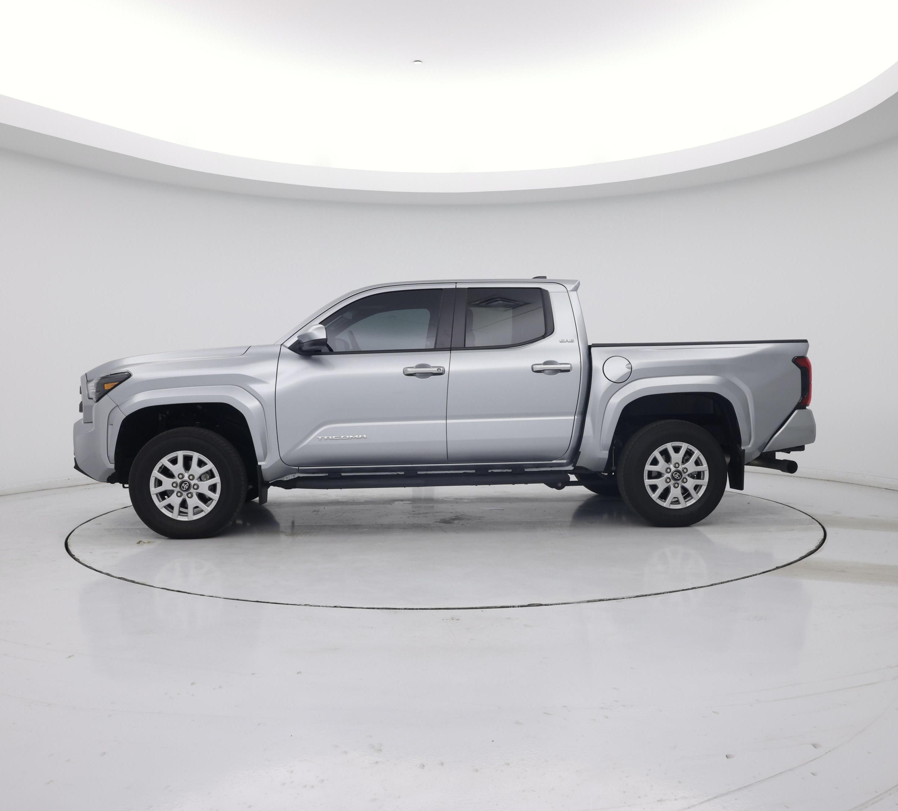 Thumbnail: 2024 Toyota Tacoma - 3