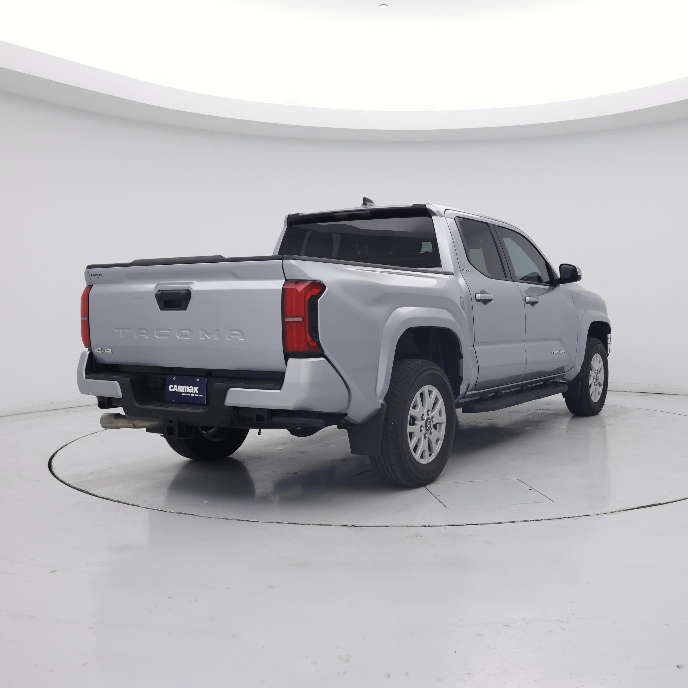 Thumbnail: 2024 Toyota Tacoma - 8