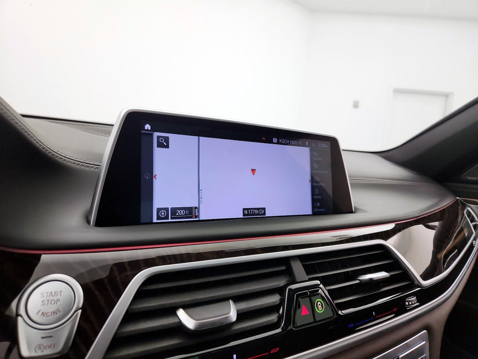 2021 BMW 7 Series 750i - Photo 15