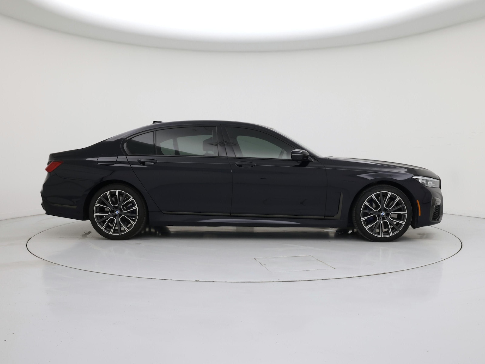 2021 BMW 7 Series 750i - Photo 8
