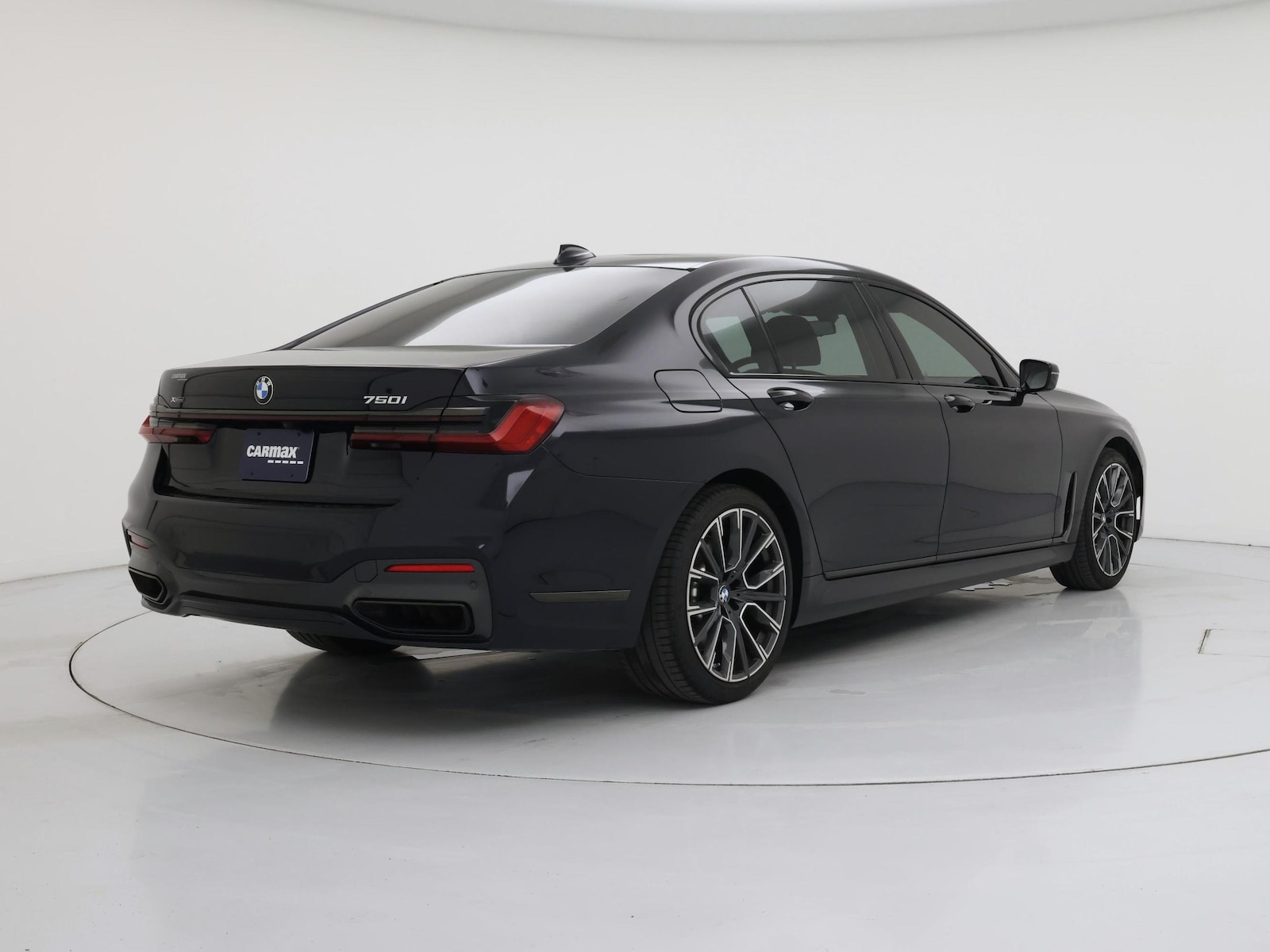 2021 BMW 7 Series 750i - Photo 9
