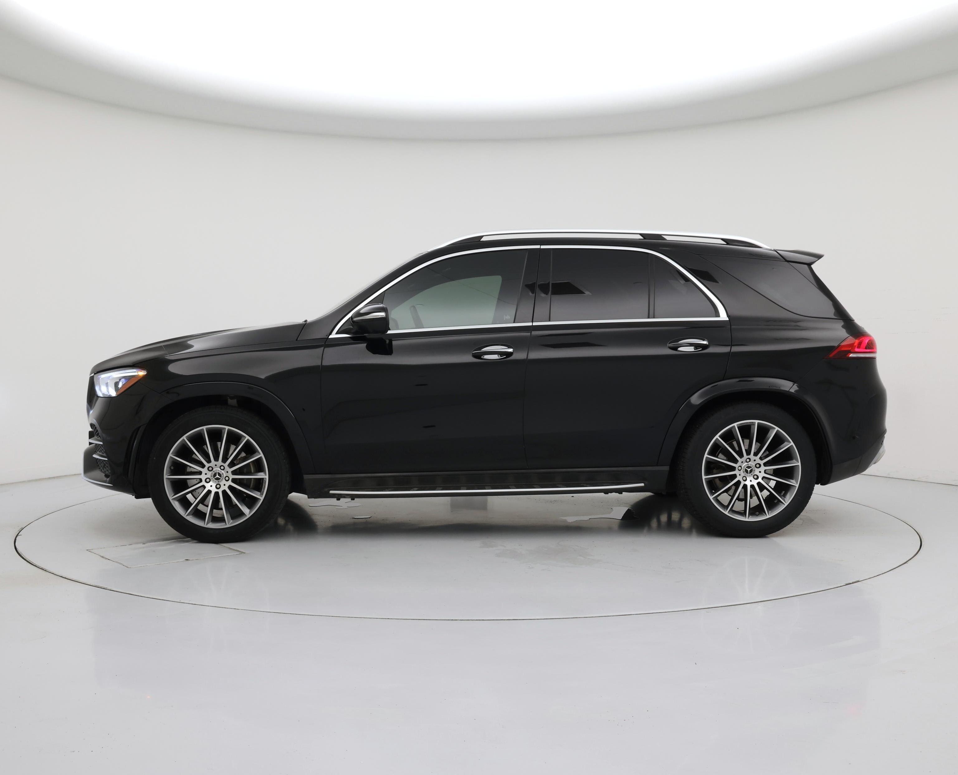 Thumbnail: 2020 Mercedes-Benz GLE - 3