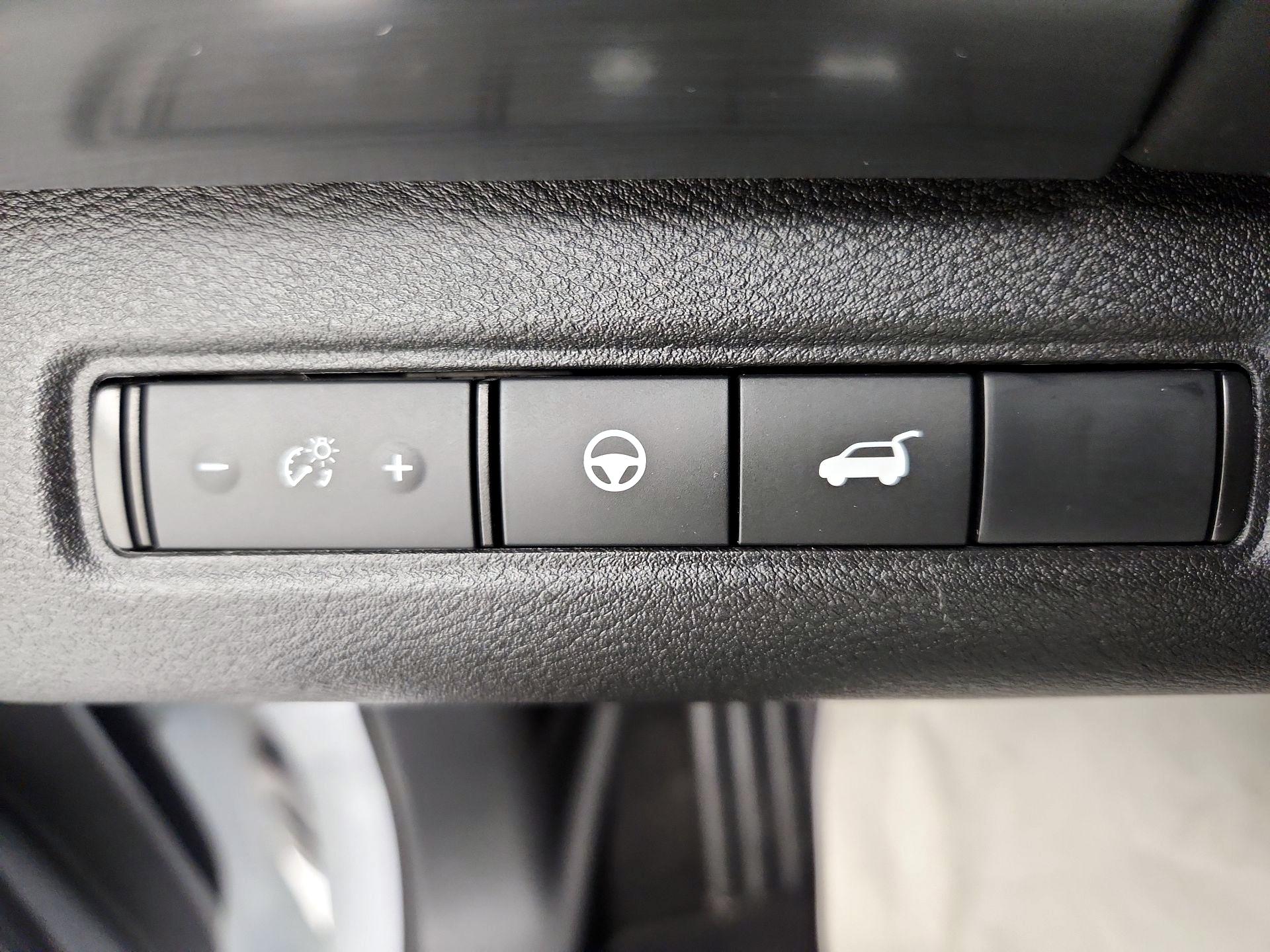 Thumbnail: 2025 Nissan Pathfinder - 13