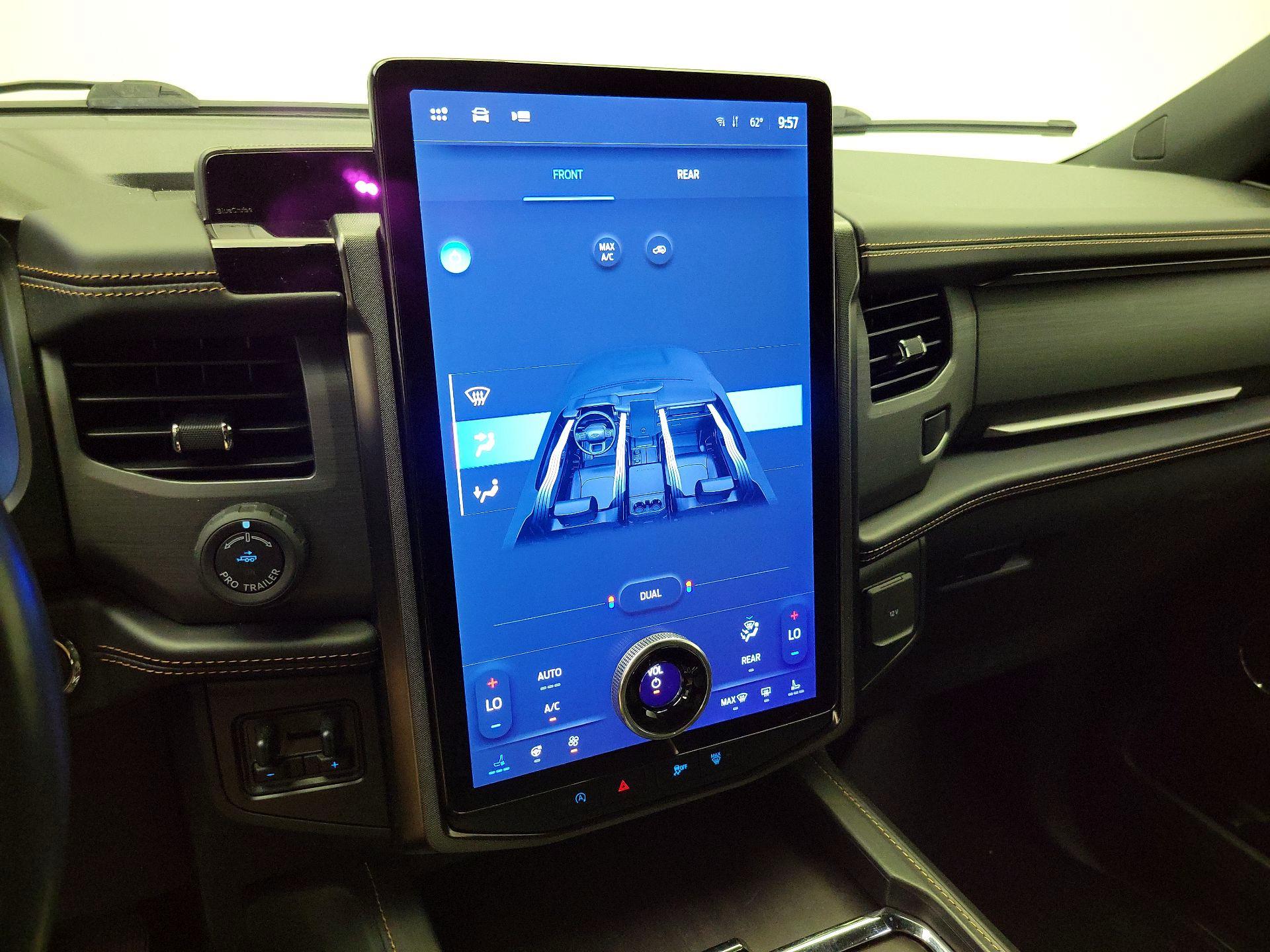 Thumbnail: 2023 Ford Expedition - 17