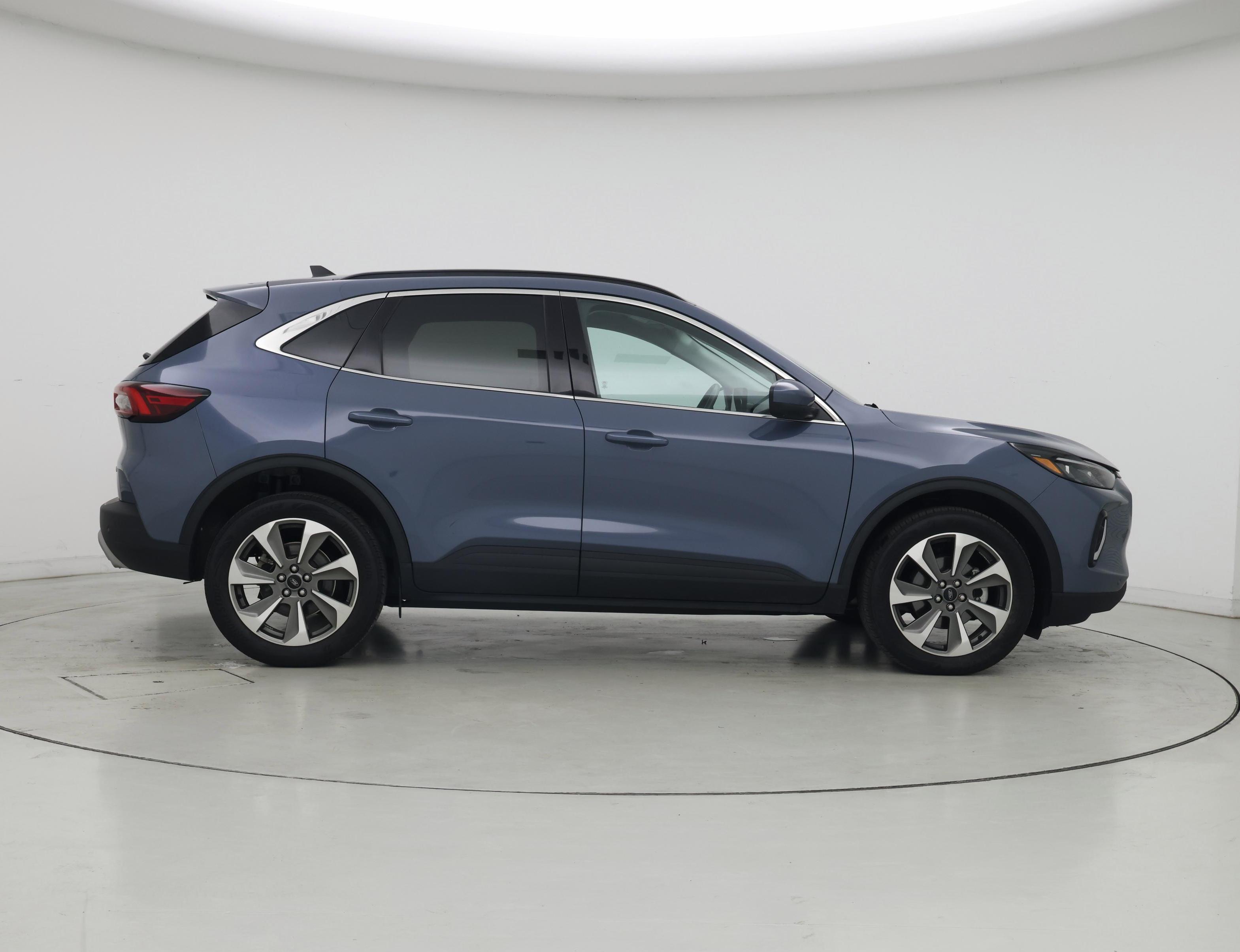Thumbnail: 2023 Ford Escape - 7