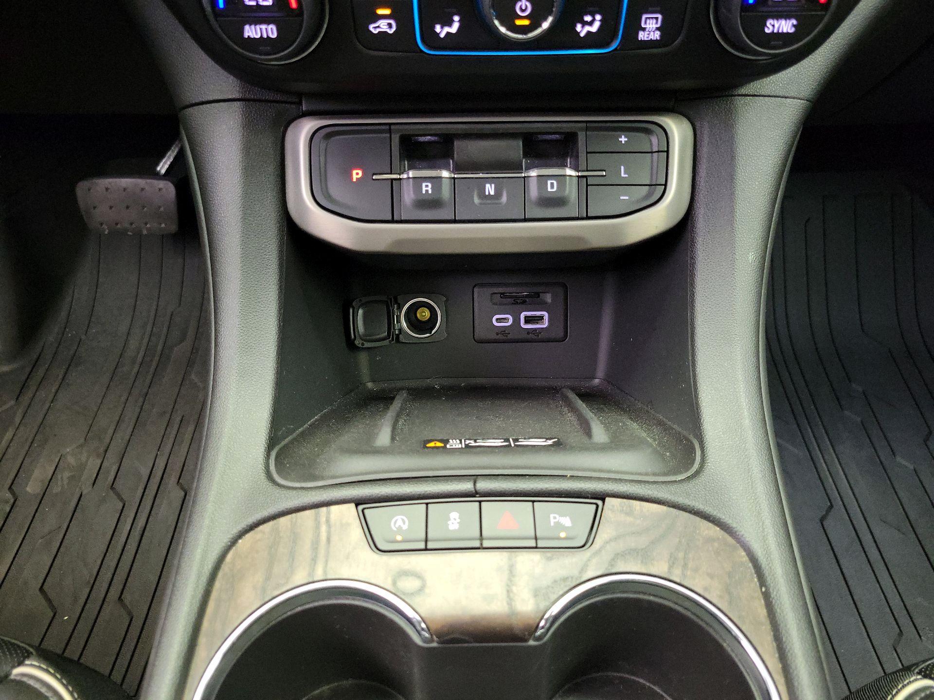 Thumbnail: 2021 GMC Acadia - 18