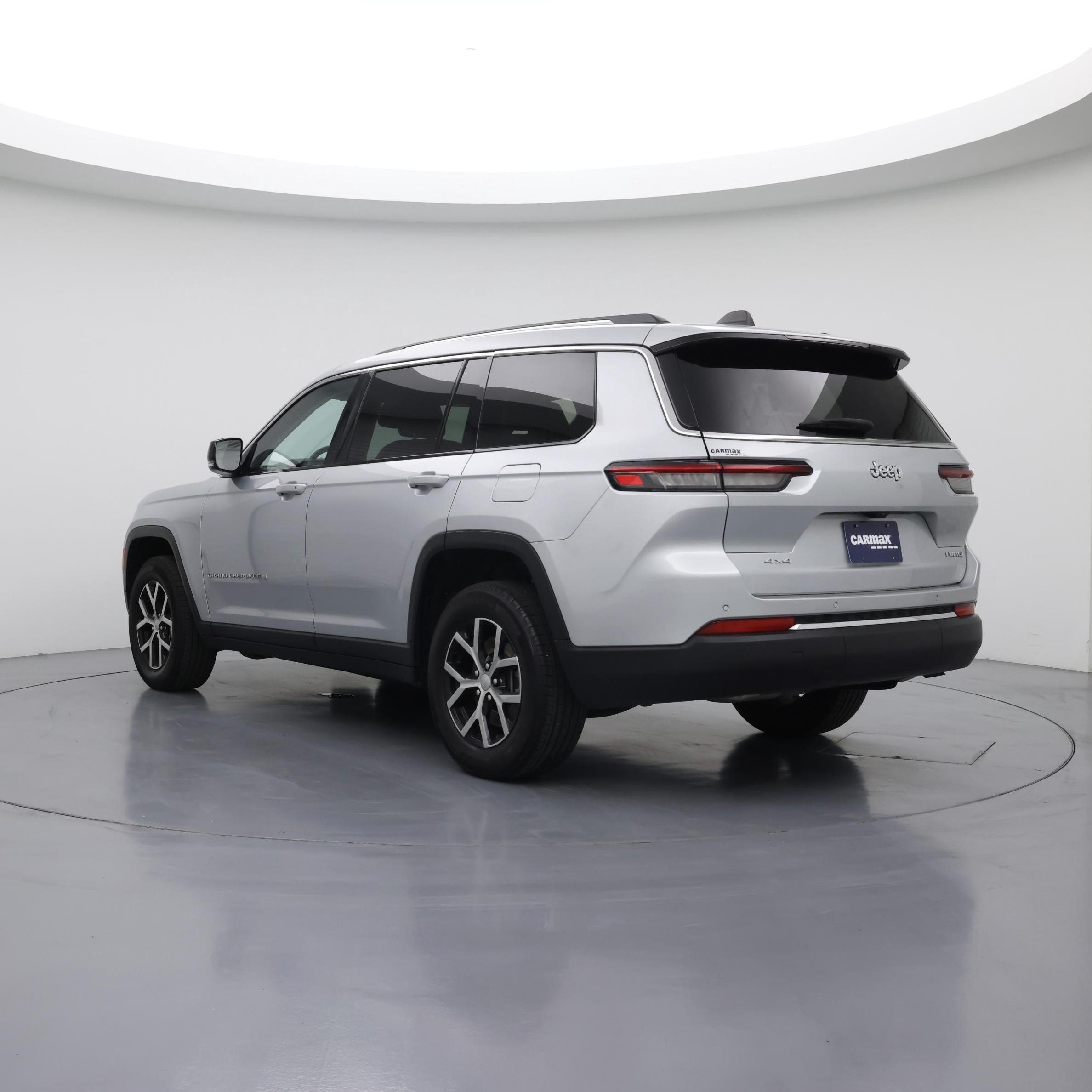 Thumbnail: 2023 Jeep Grand Cherokee L - 2