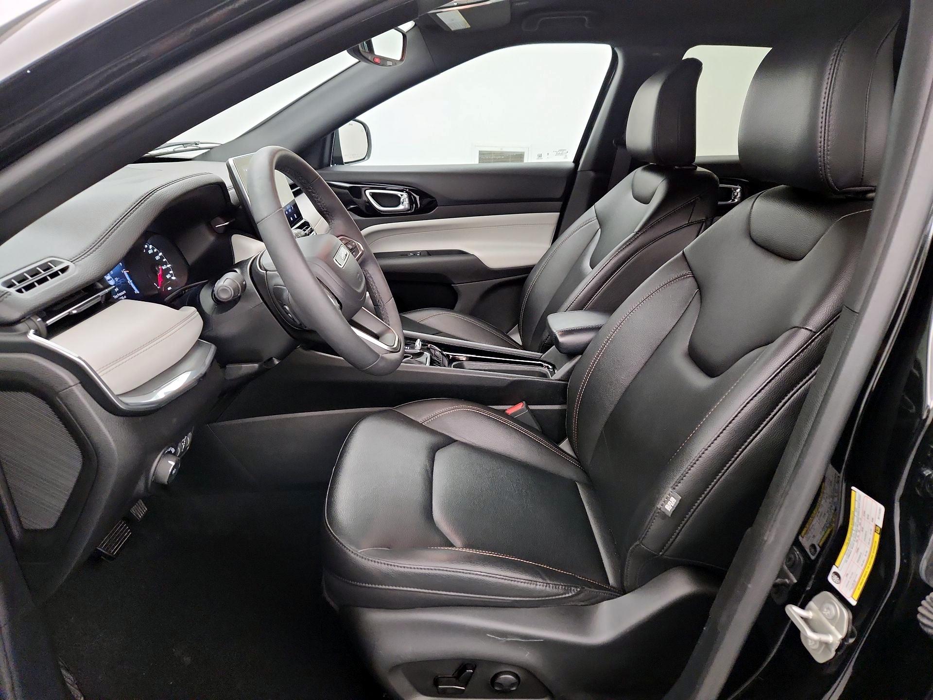 Thumbnail: 2024 Jeep Compass - 11