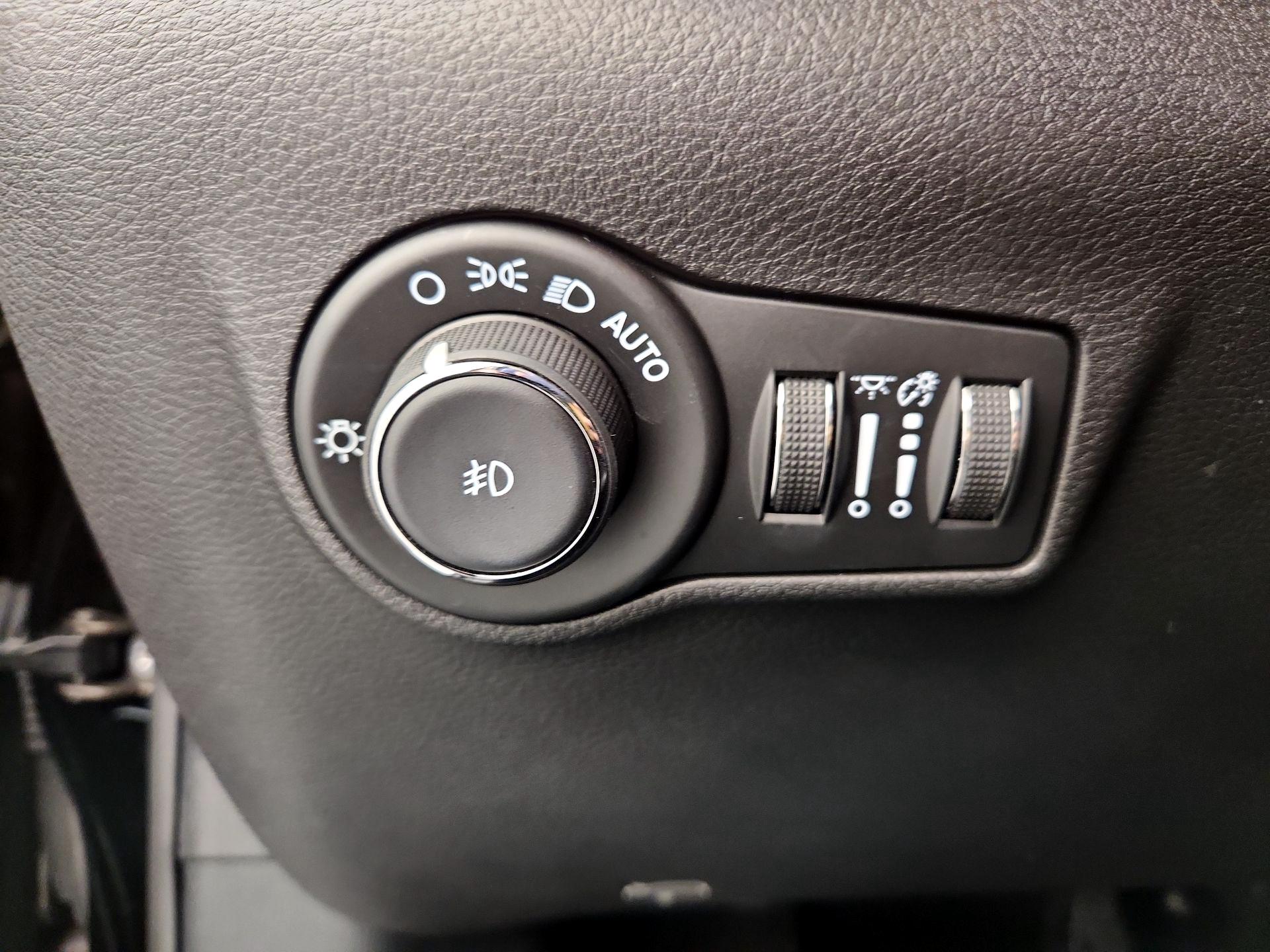 Thumbnail: 2024 Jeep Compass - 13