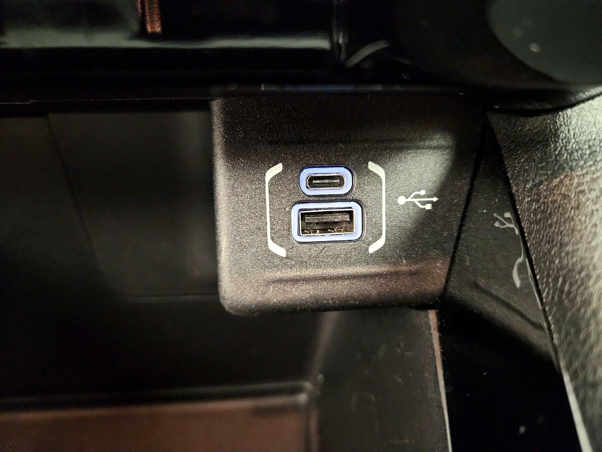 Thumbnail: 2024 Jeep Compass - 18