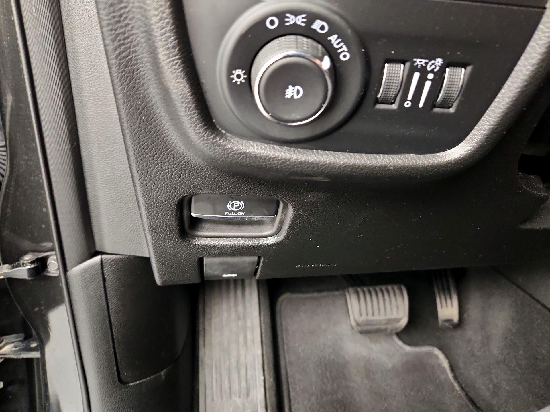 Thumbnail: 2023 Jeep Grand Cherokee - 13