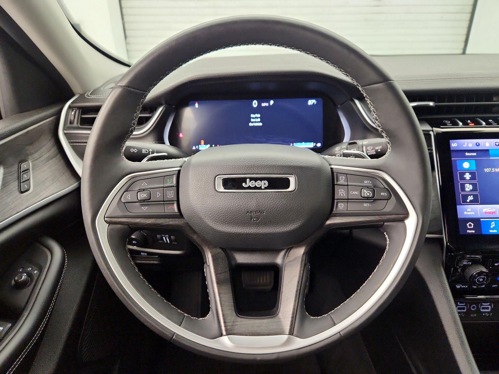 Thumbnail: 2024 Jeep Grand Cherokee - 10