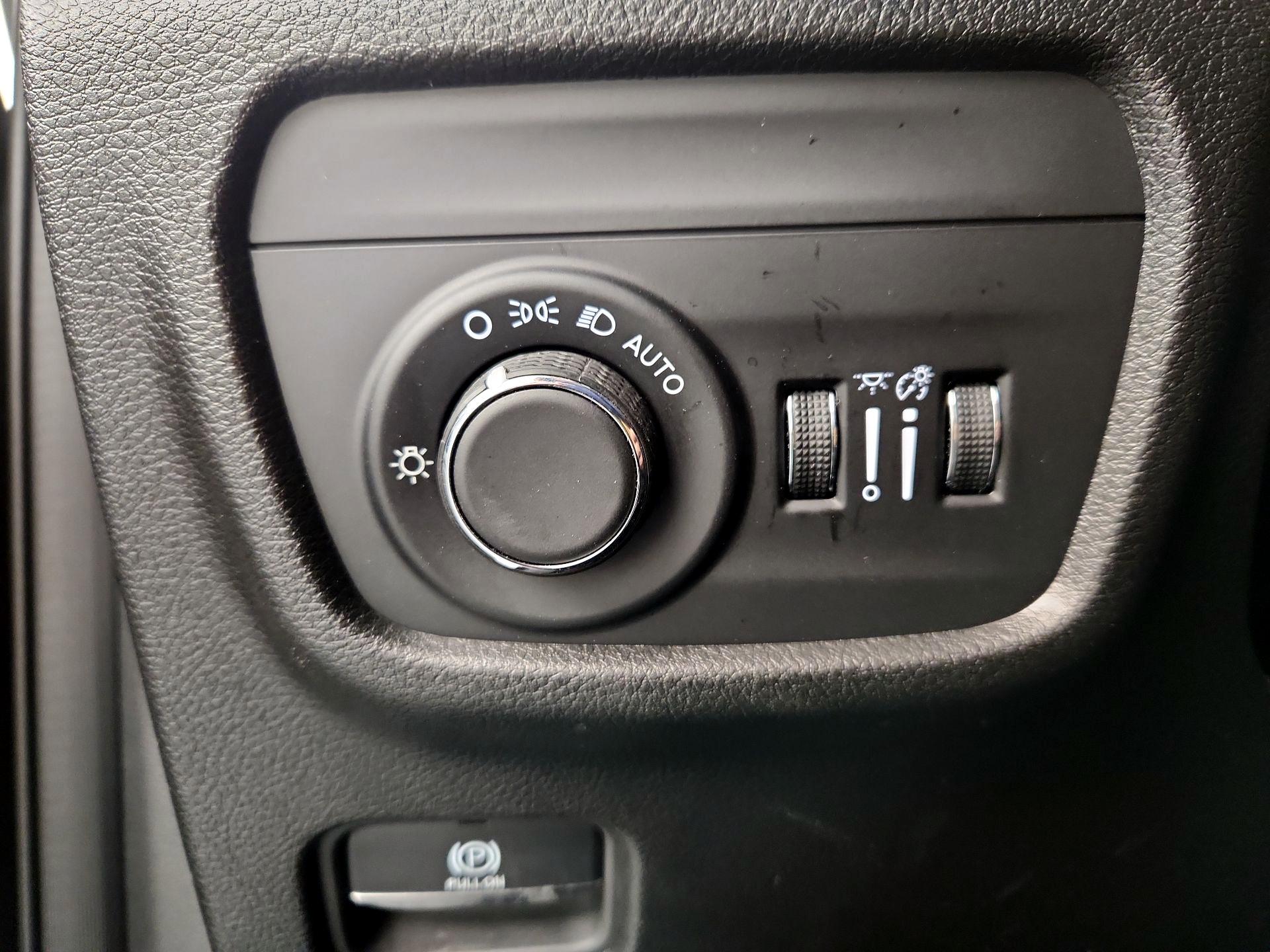 Thumbnail: 2023 Jeep Grand Cherokee - 13