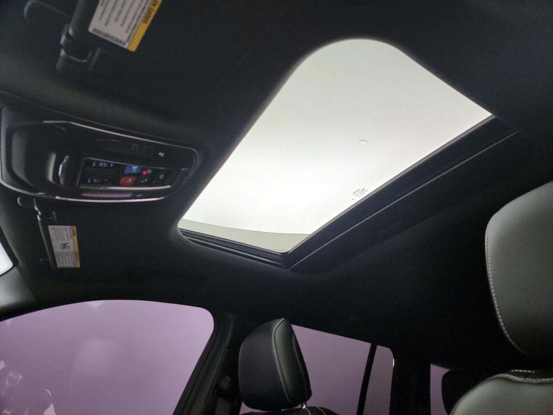Thumbnail: 2023 Jeep Grand Cherokee - 19