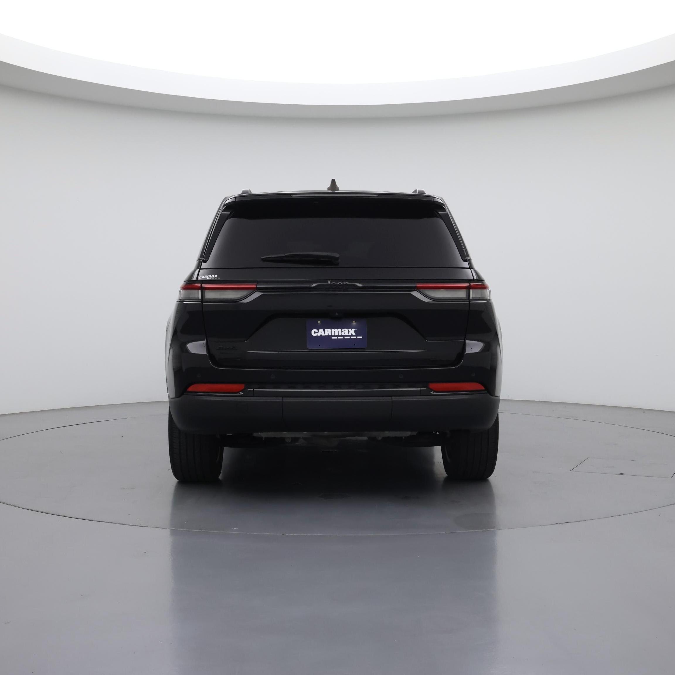Thumbnail: 2023 Jeep Grand Cherokee - 6
