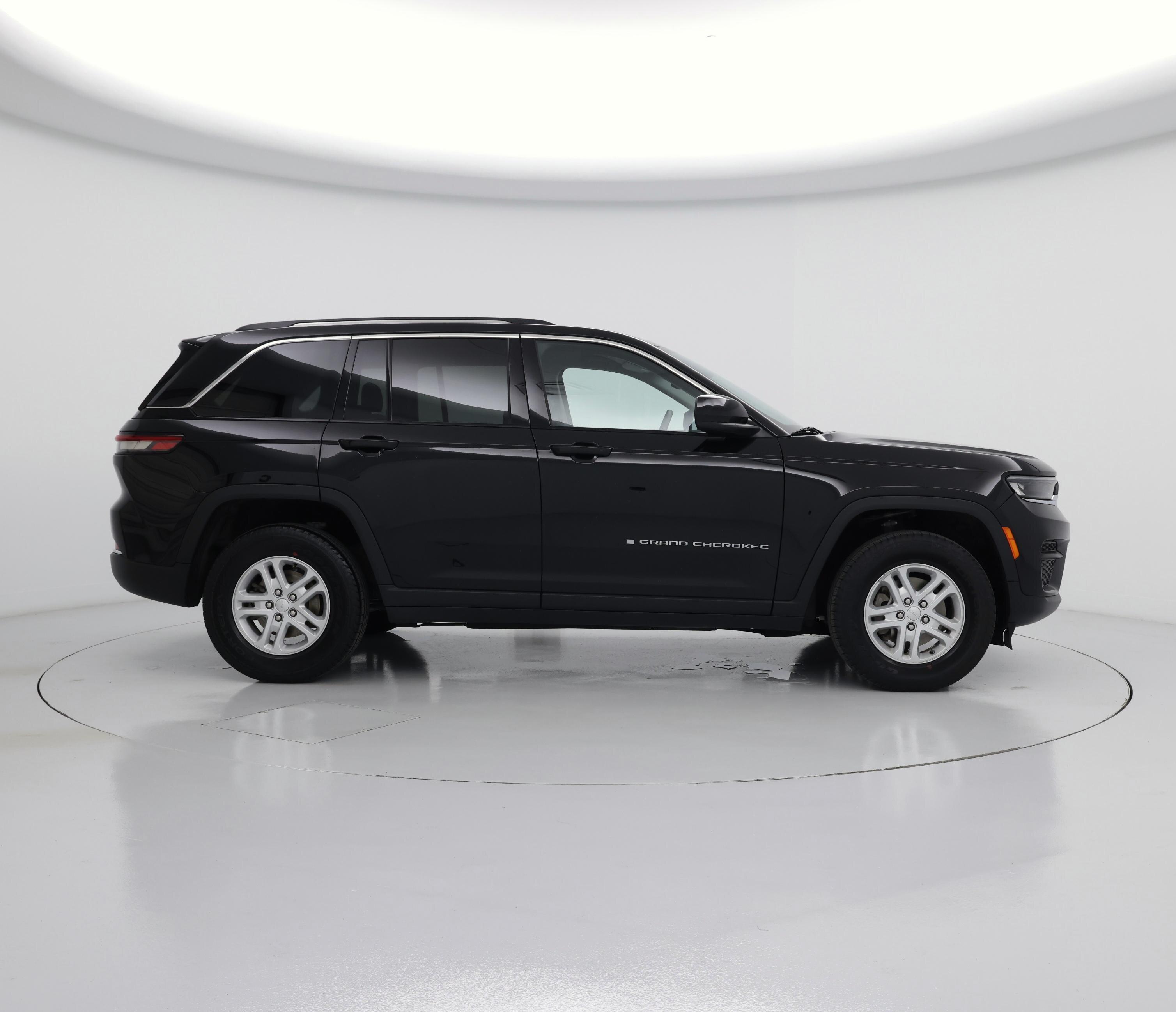 Thumbnail: 2023 Jeep Grand Cherokee - 7