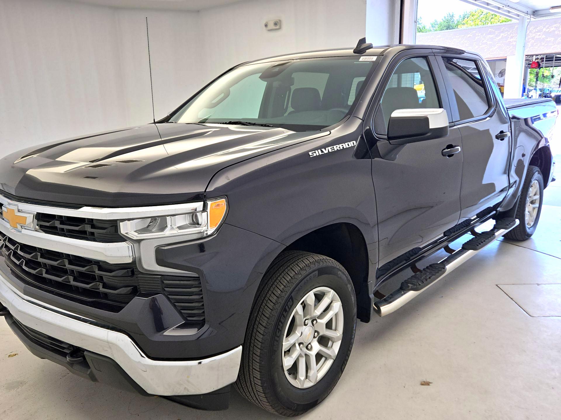 Thumbnail: 2024 Chevrolet Silverado 1500 - 3