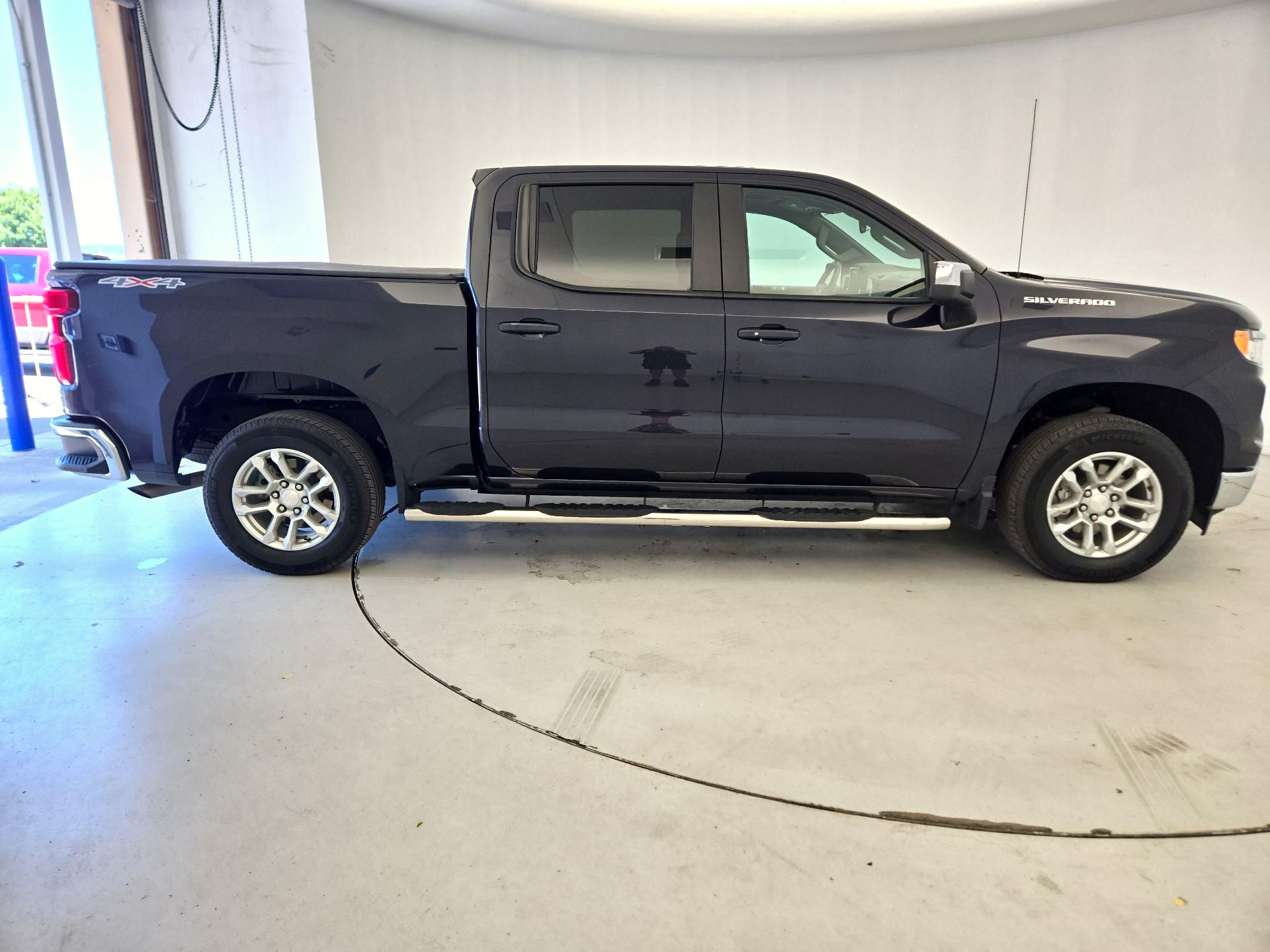 Thumbnail: 2024 Chevrolet Silverado 1500 - 4