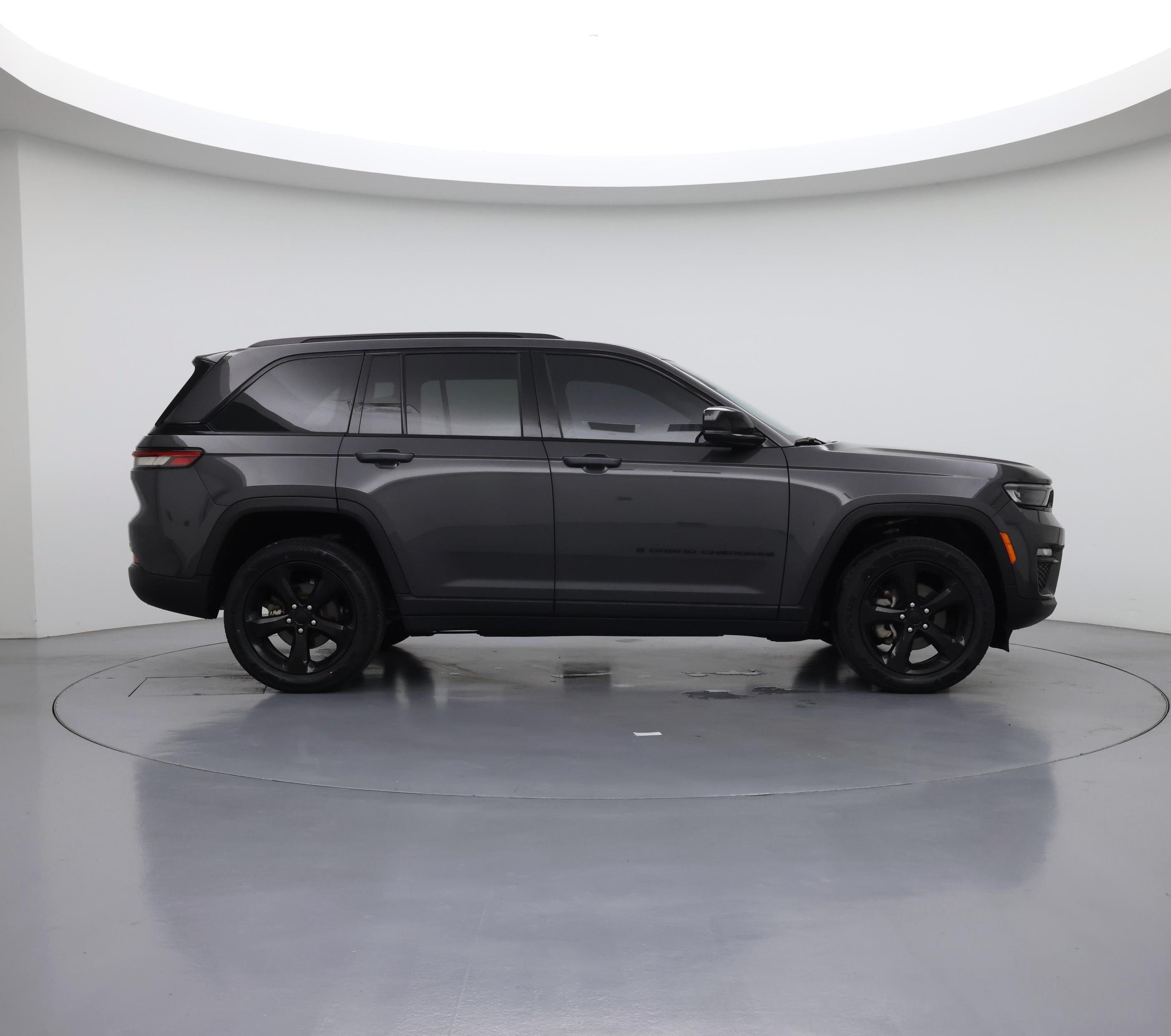 Thumbnail: 2023 Jeep Grand Cherokee - 7