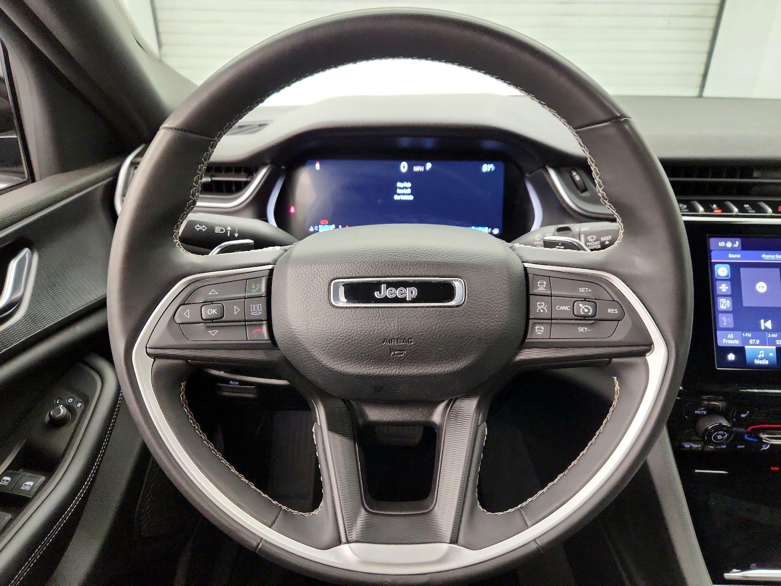 2024 Jeep Grand Cherokee Altitude - Photo 11