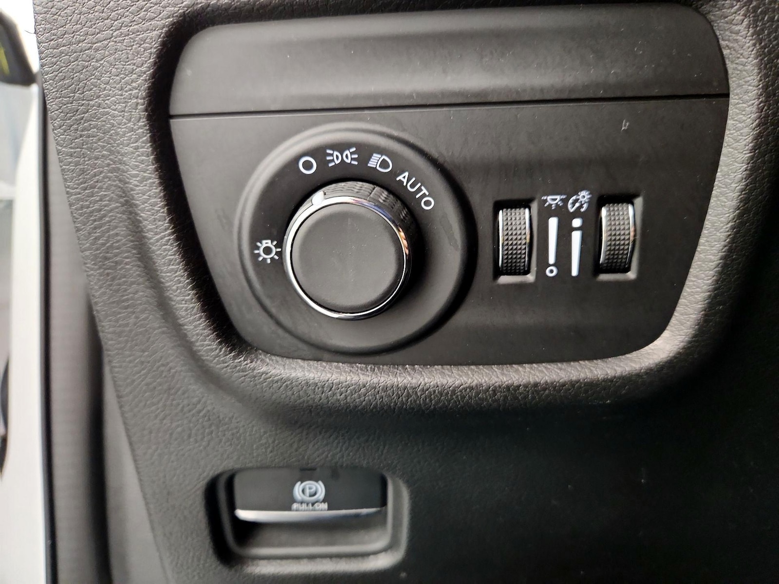 2024 Jeep Grand Cherokee Altitude - Photo 14