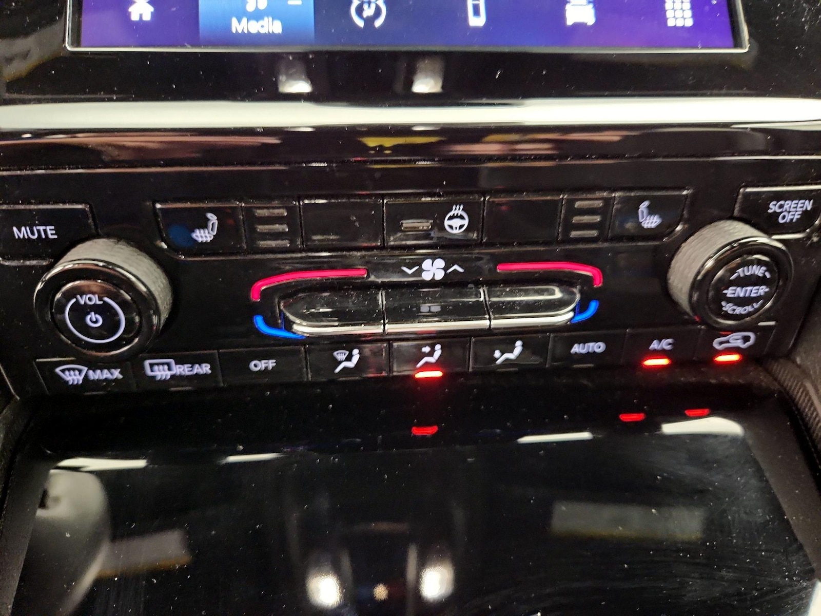 2024 Jeep Grand Cherokee Altitude - Photo 17