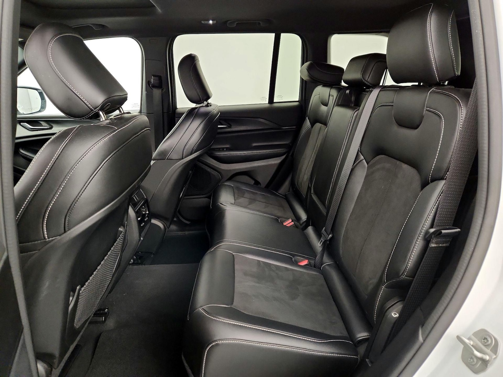 2024 Jeep Grand Cherokee Altitude - Photo 21