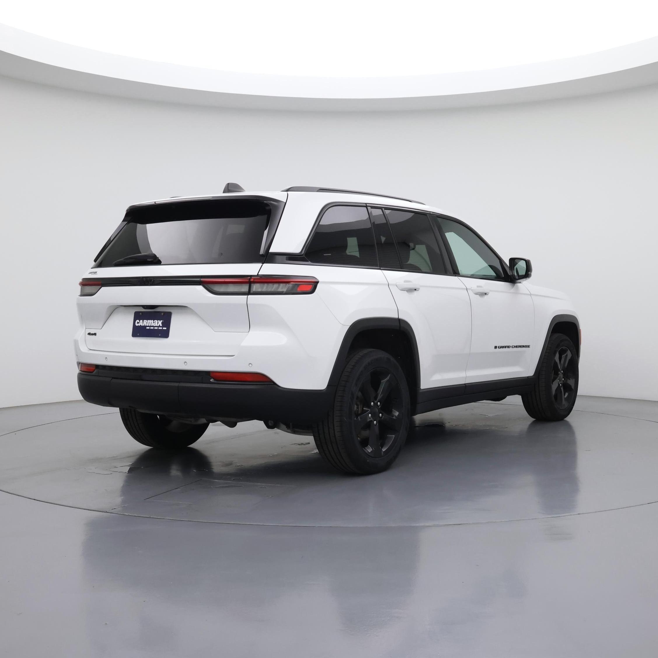 Thumbnail: 2024 Jeep Grand Cherokee - 8