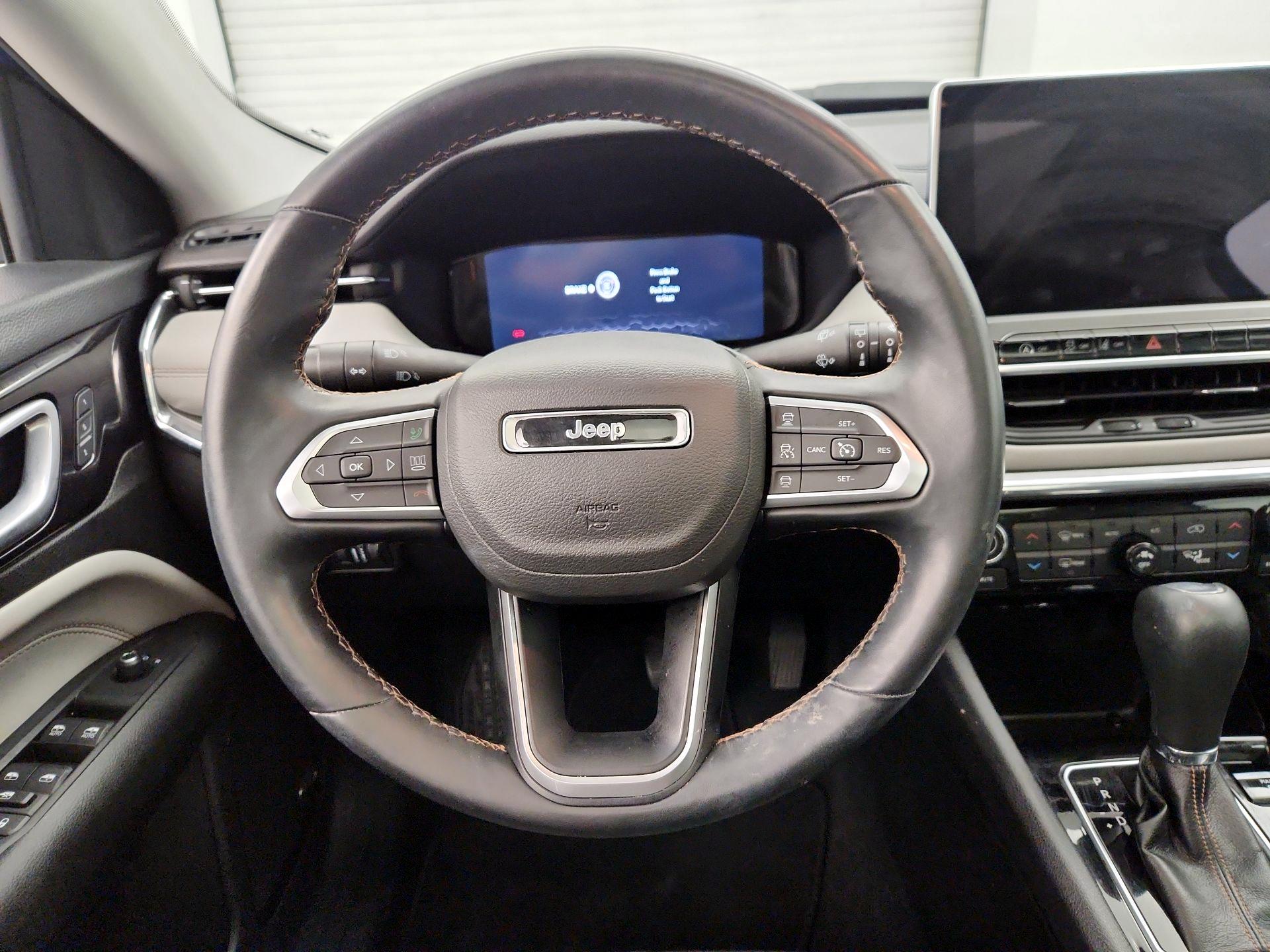 Thumbnail: 2022 Jeep Compass - 10