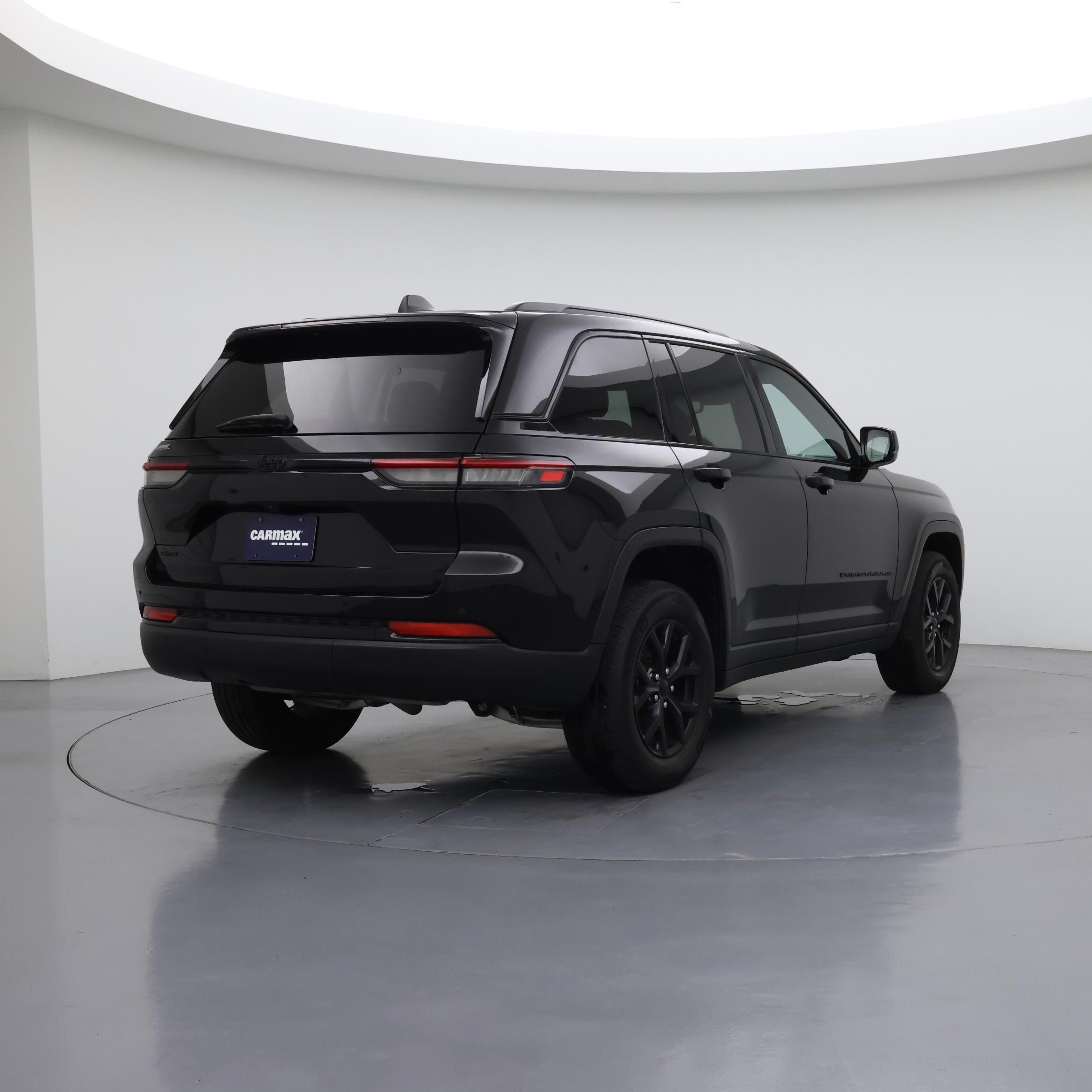 Thumbnail: 2024 Jeep Grand Cherokee - 8
