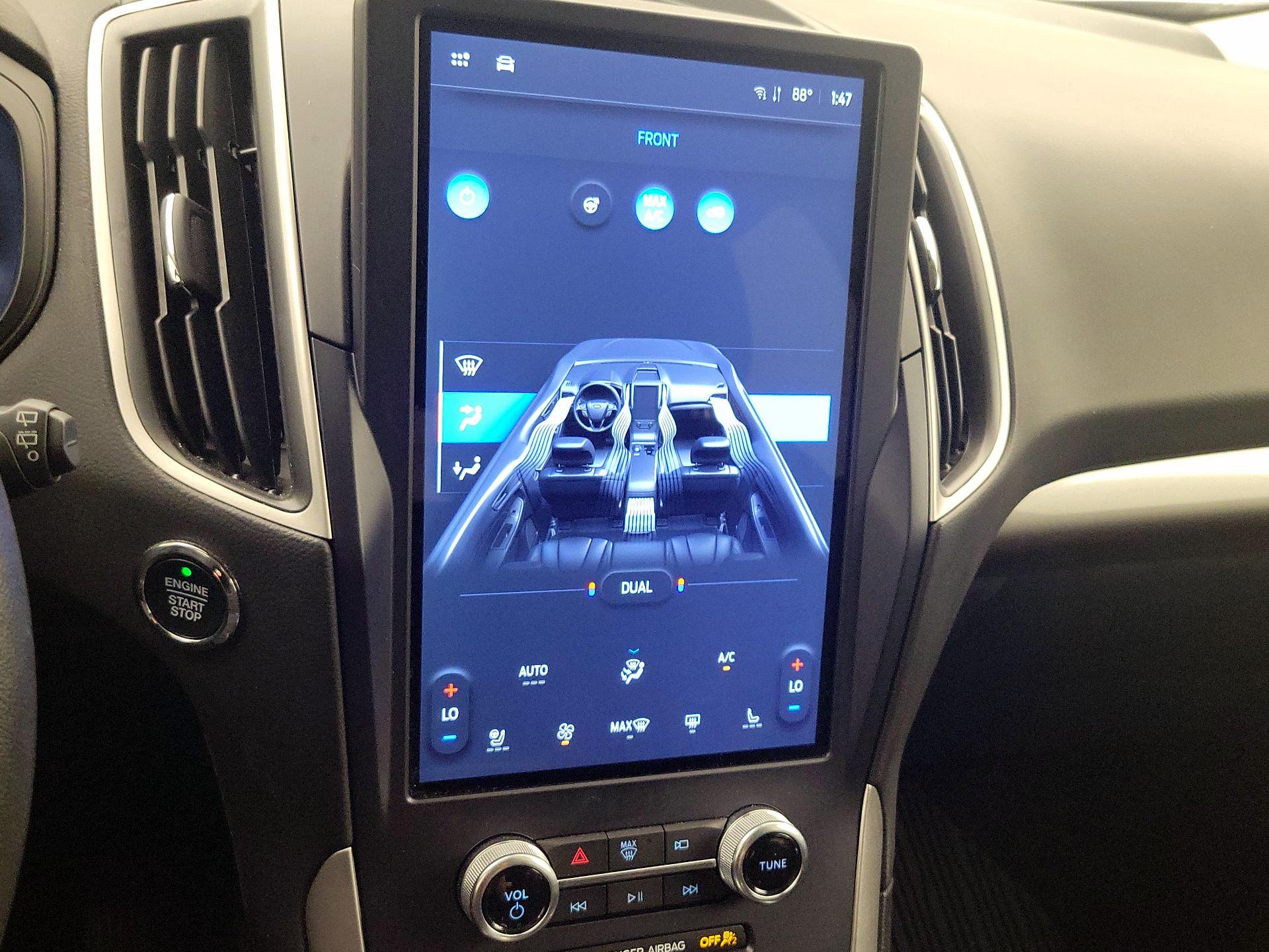 Thumbnail: 2023 Ford Edge - 17