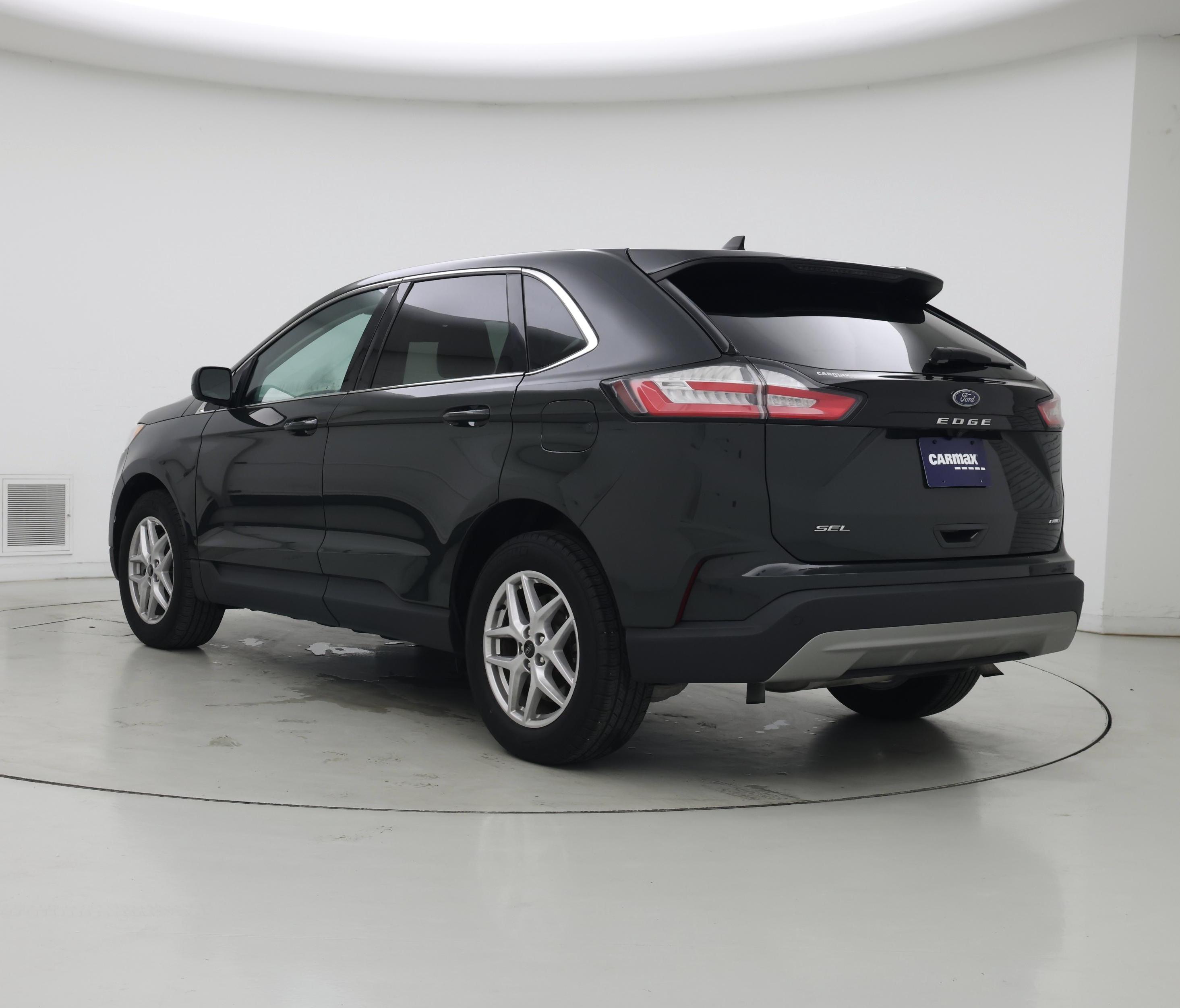 Thumbnail: 2023 Ford Edge - 2