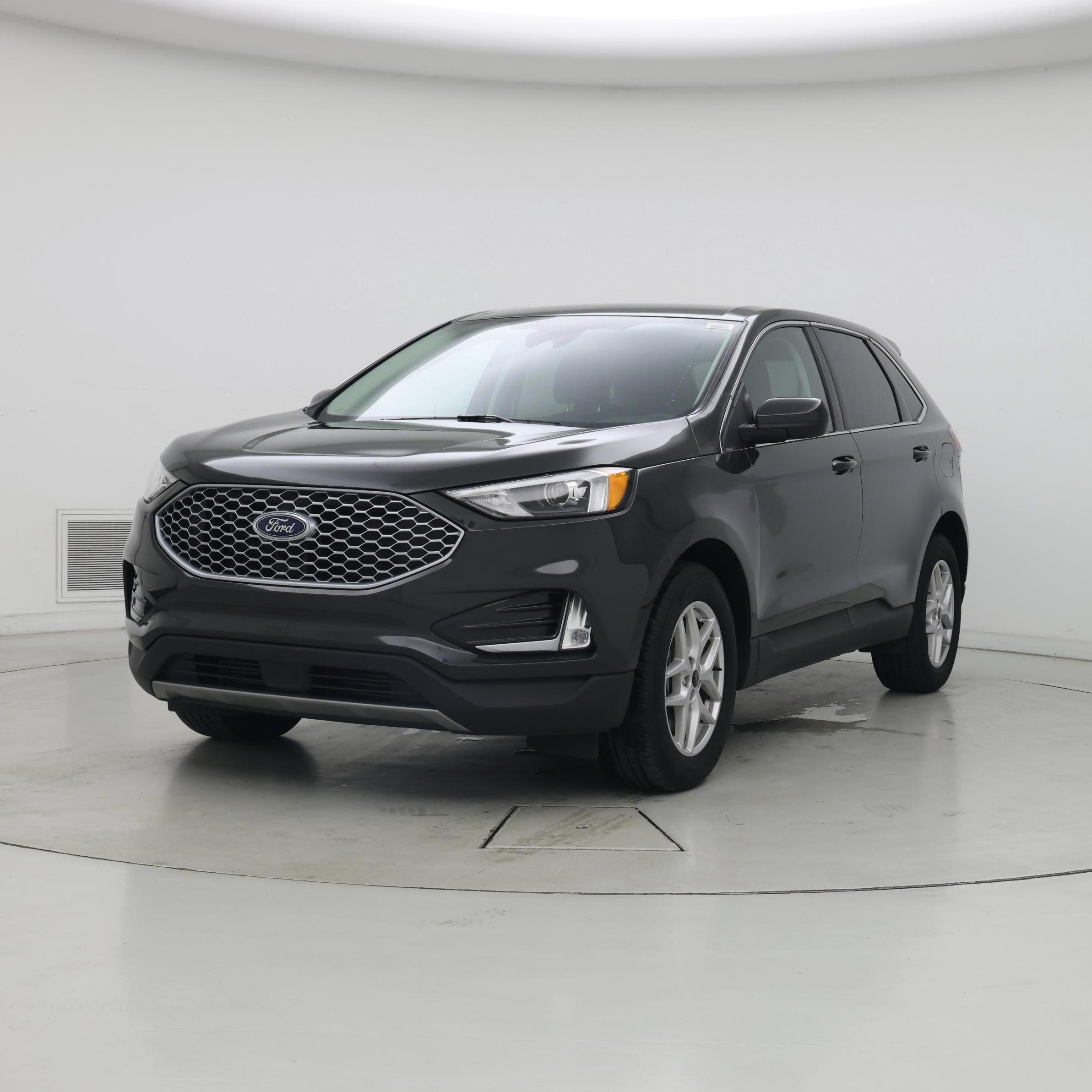Thumbnail: 2023 Ford Edge - 4