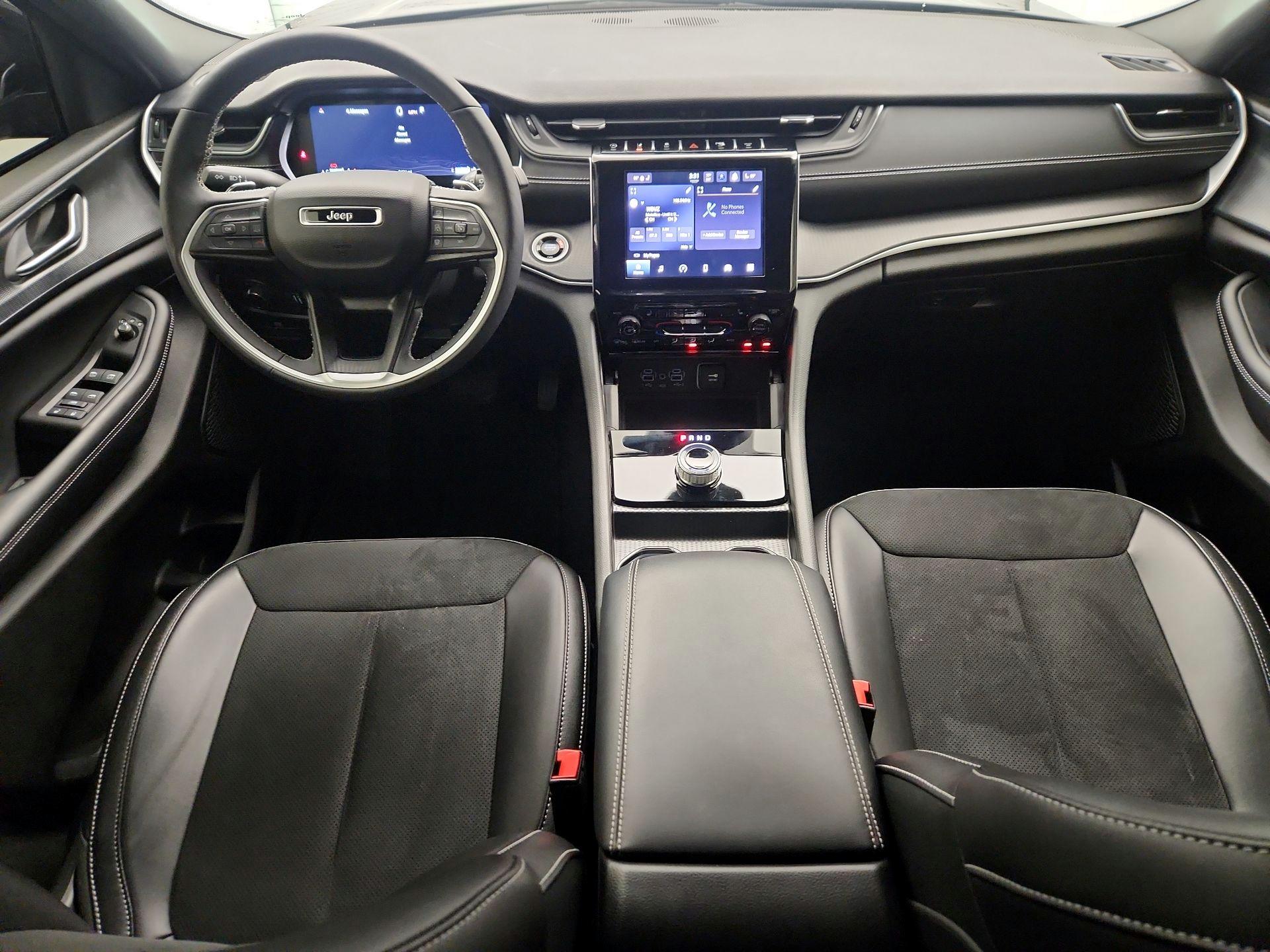 Thumbnail: 2024 Jeep Grand Cherokee - 9