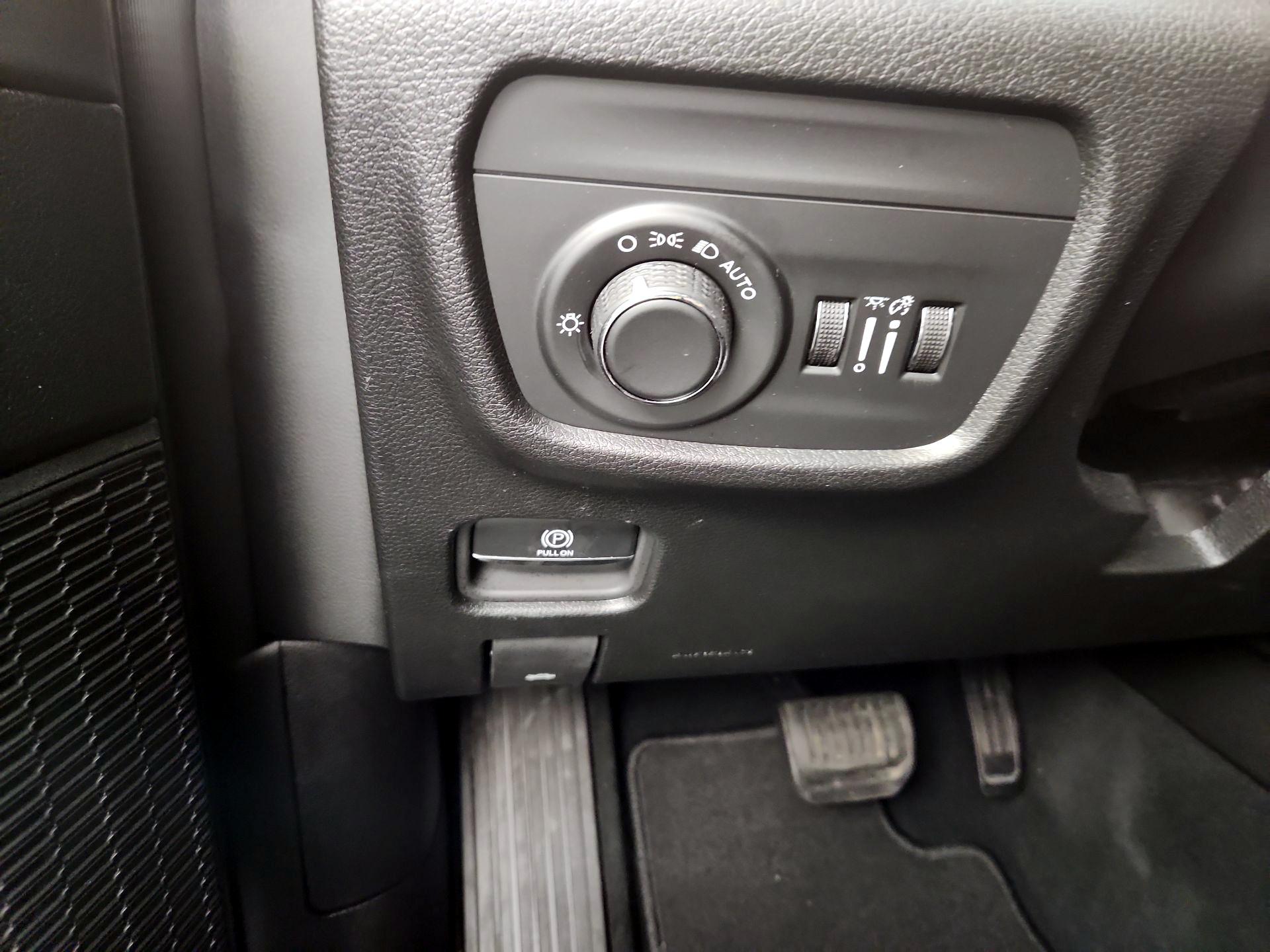 Thumbnail: 2024 Jeep Grand Cherokee - 13