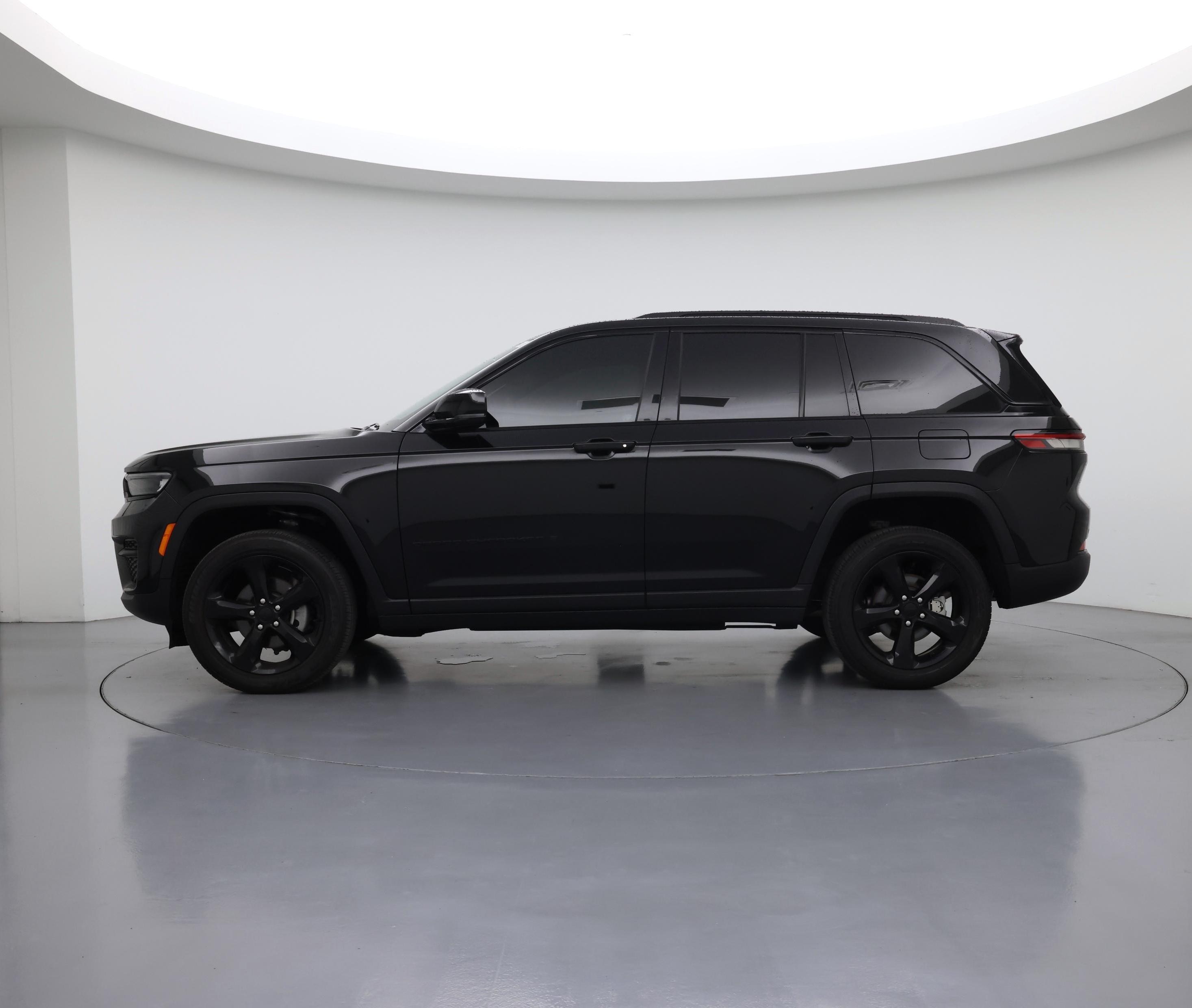 Thumbnail: 2024 Jeep Grand Cherokee - 3