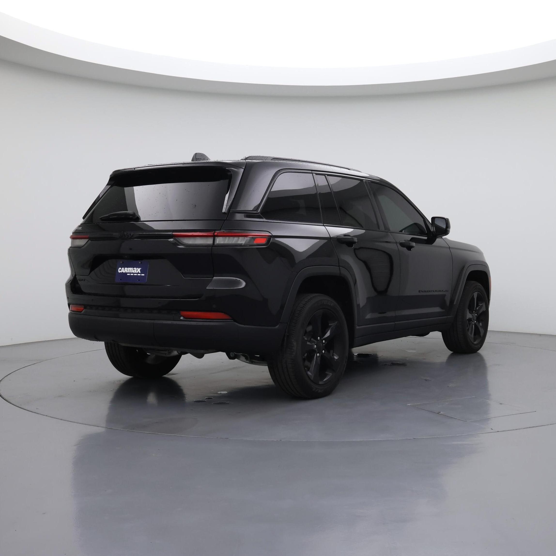 Thumbnail: 2024 Jeep Grand Cherokee - 8