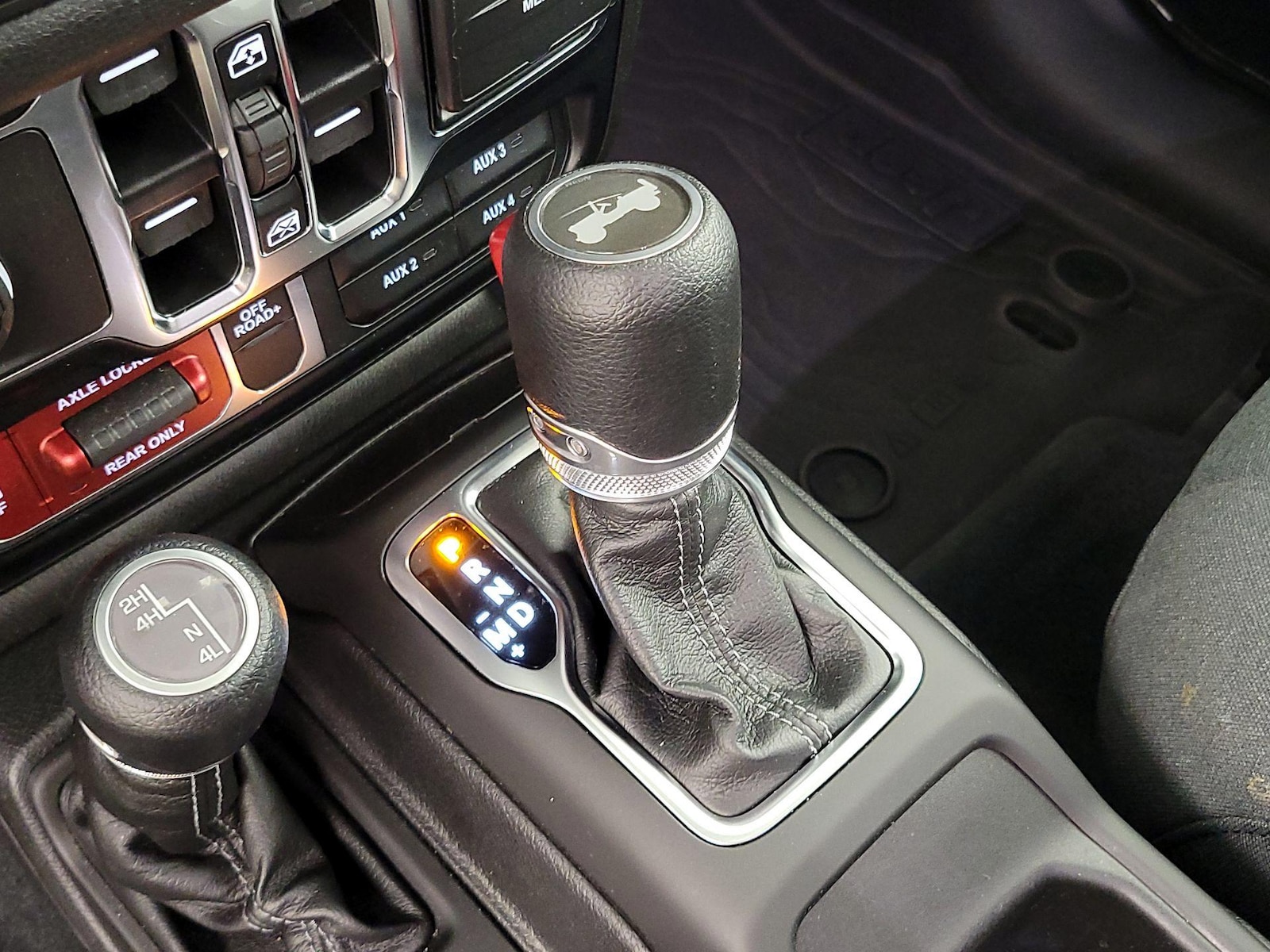 2024 Jeep Wrangler 4-Door Willys - Photo 18