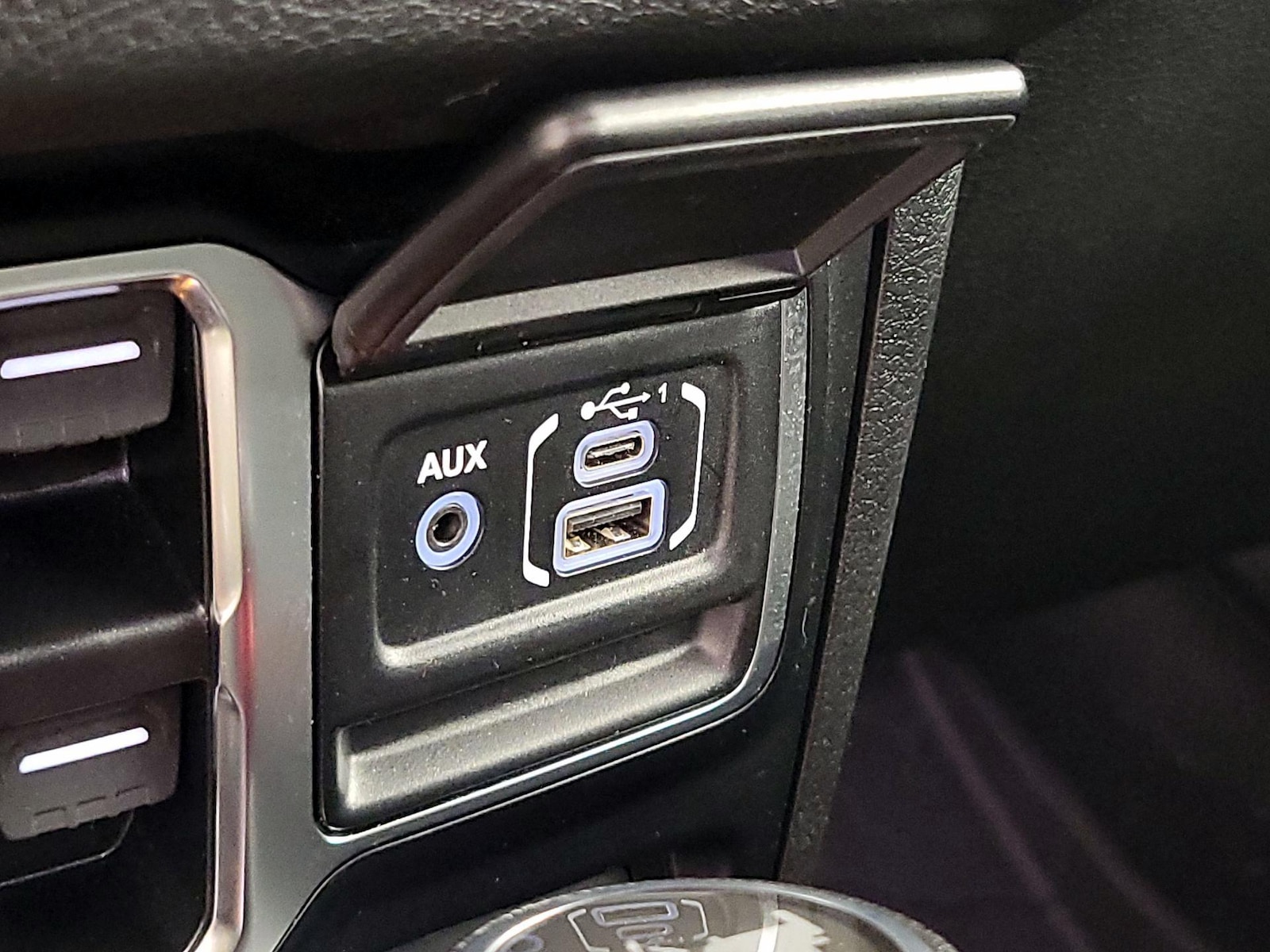 2024 Jeep Wrangler 4-Door Willys - Photo 19