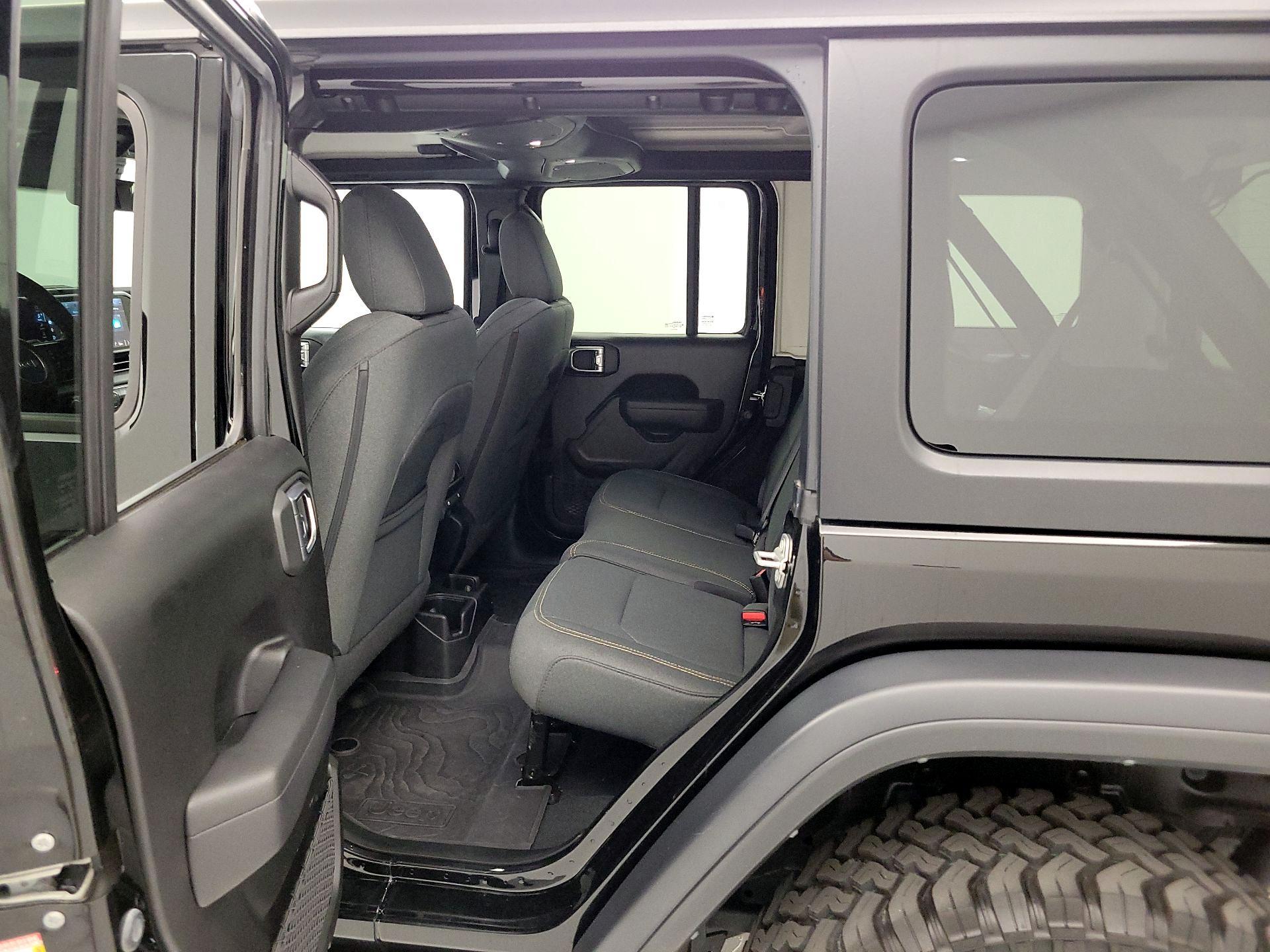 Thumbnail: 2024 Jeep Wrangler - 19