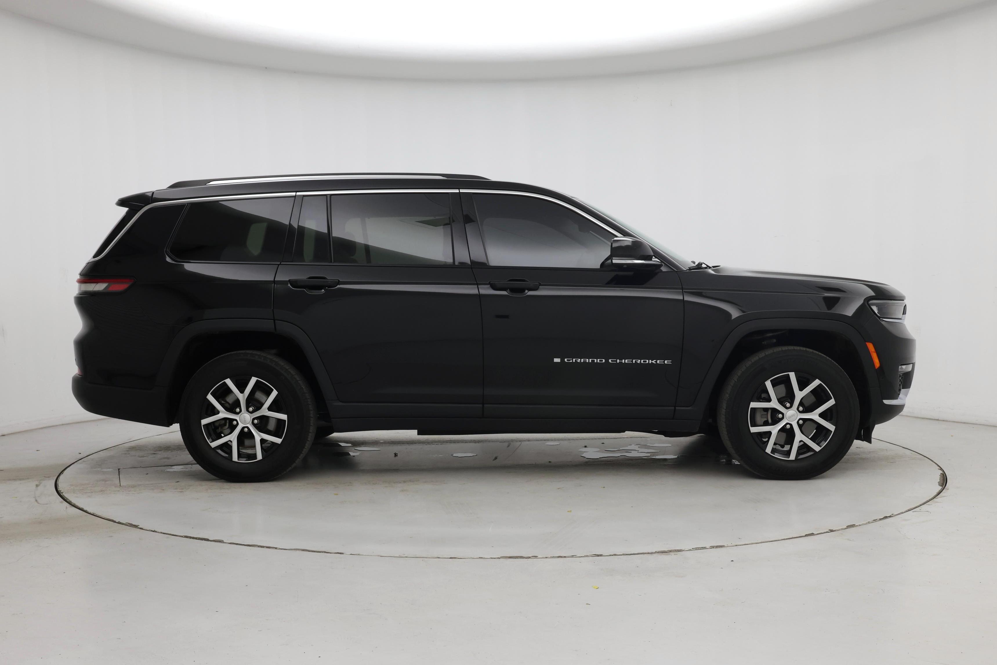 Thumbnail: 2023 Jeep Grand Cherokee L - 7