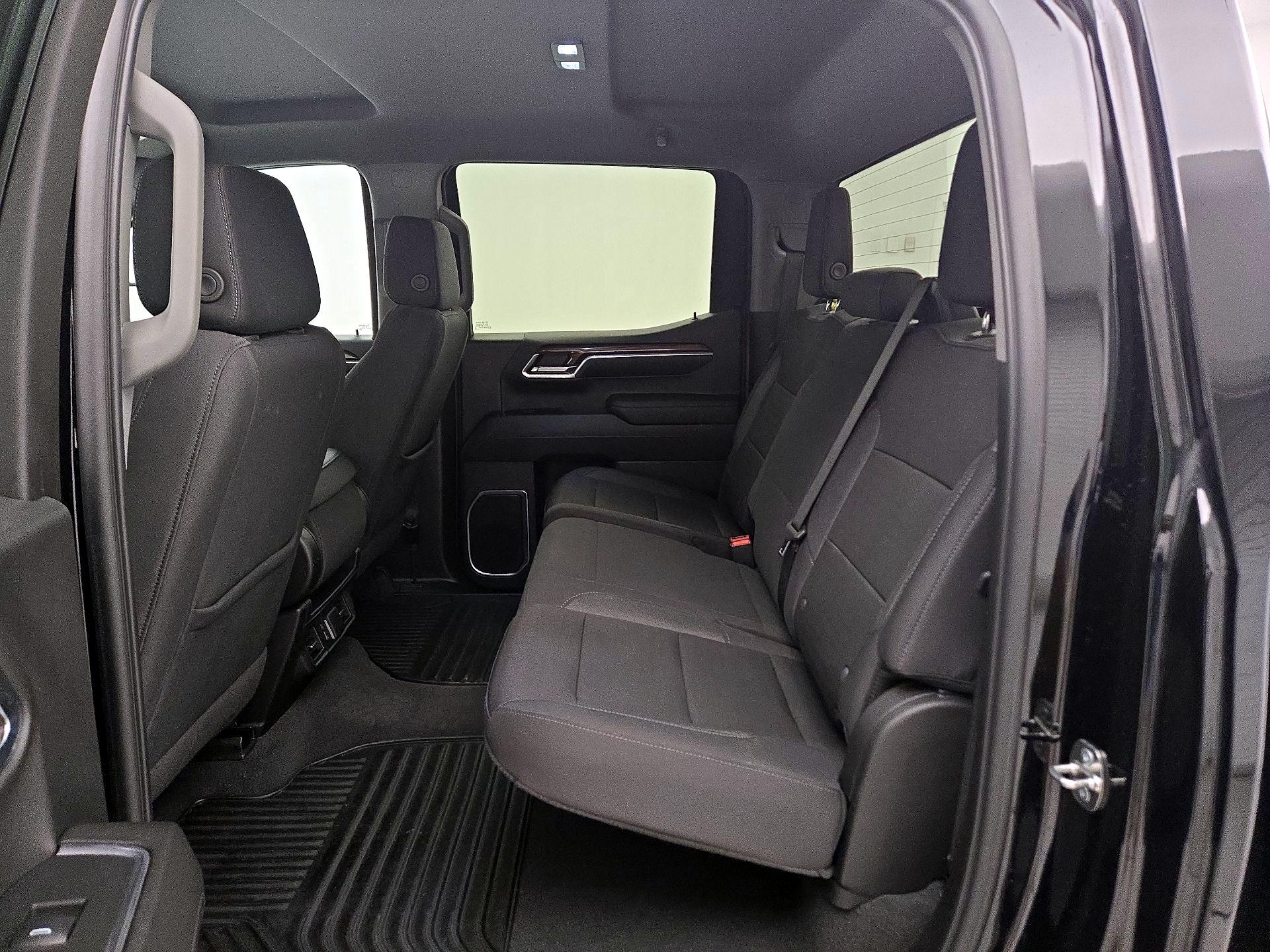 Thumbnail: 2024 Chevrolet Silverado 1500 - 19