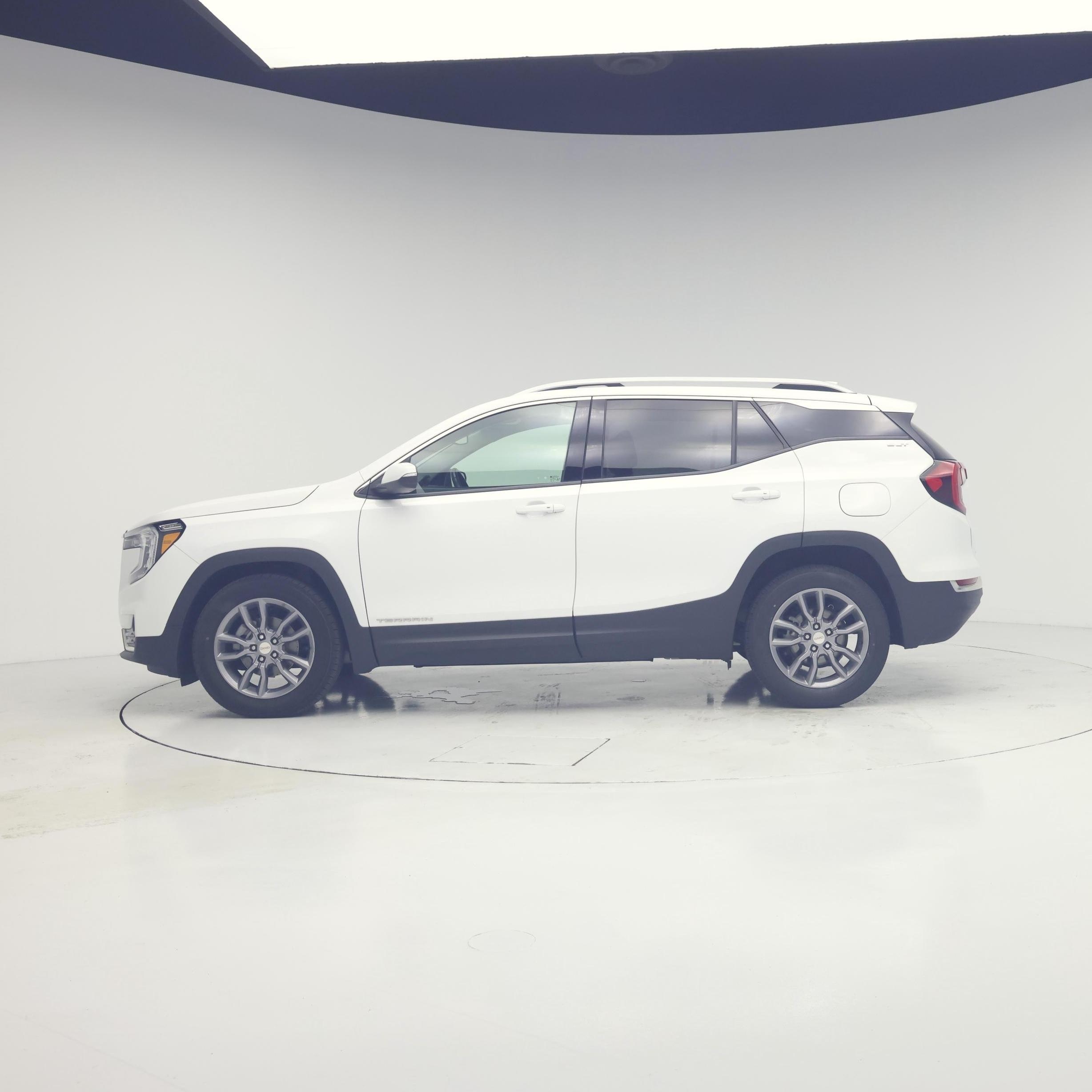 Thumbnail: 2023 GMC Terrain - 3