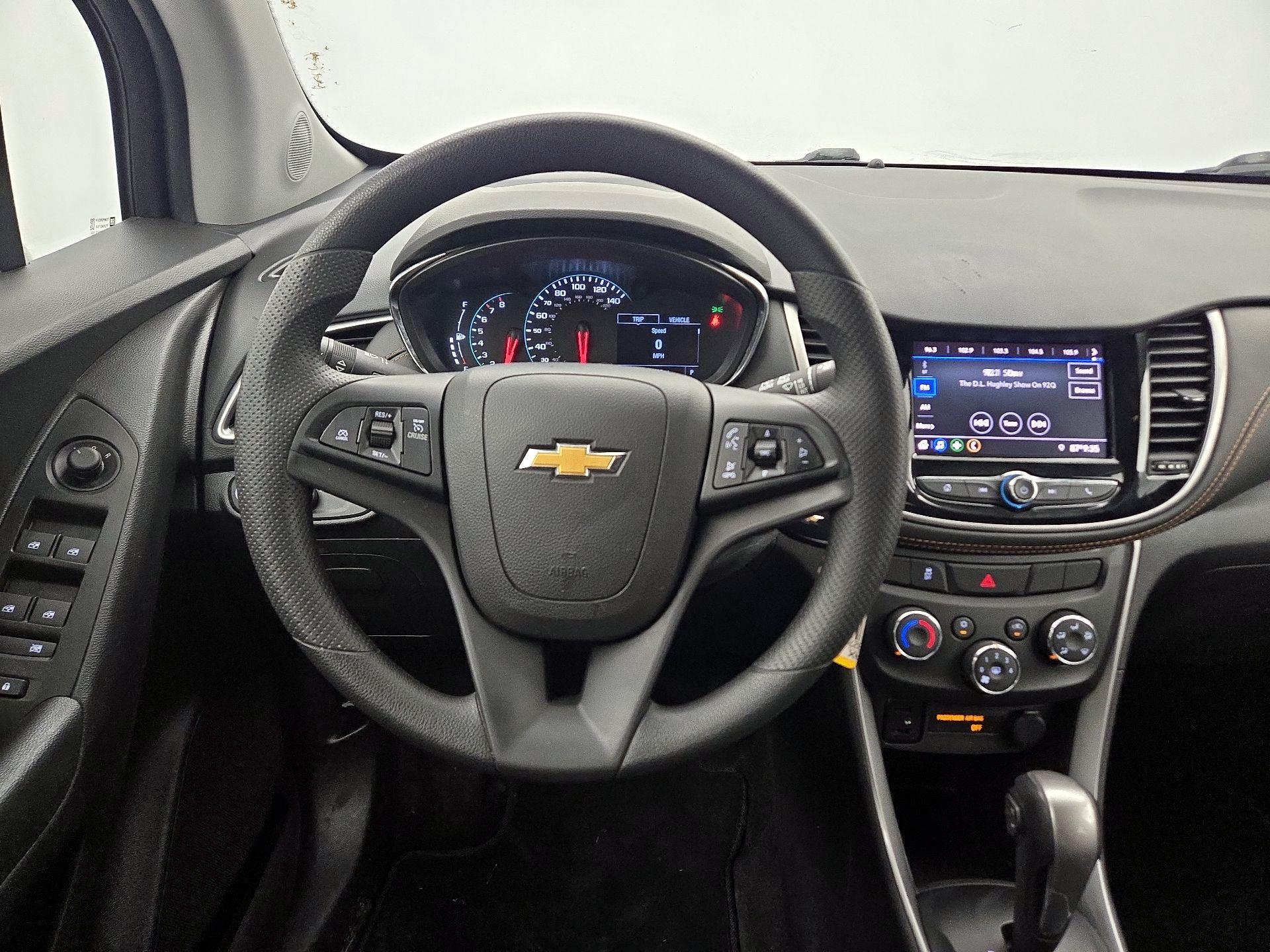 Thumbnail: 2021 Chevrolet Trax - 10