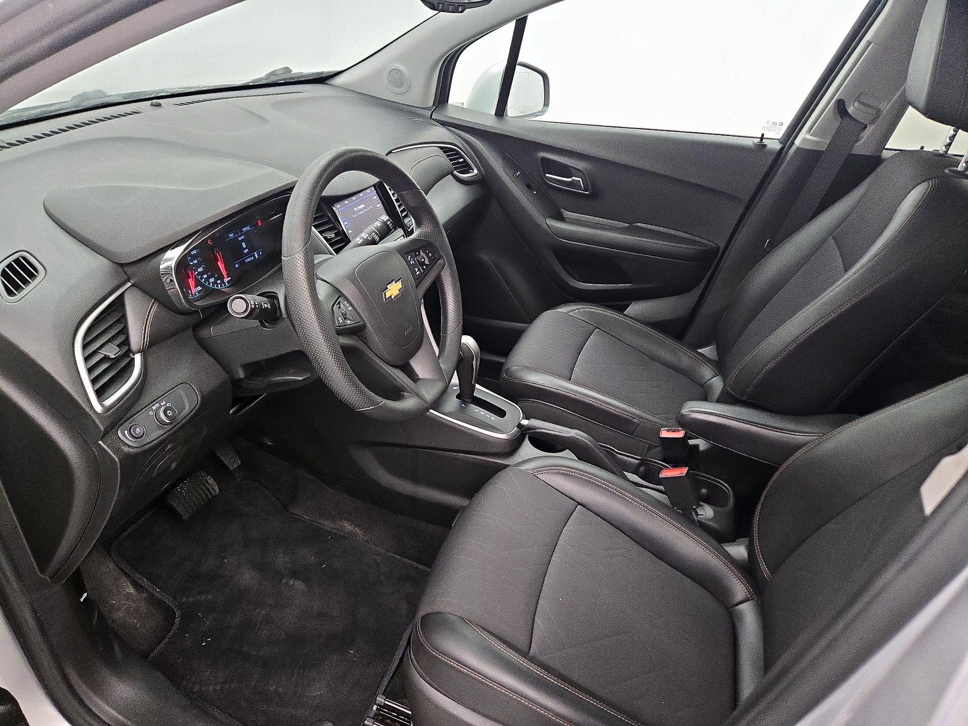 Thumbnail: 2021 Chevrolet Trax - 11