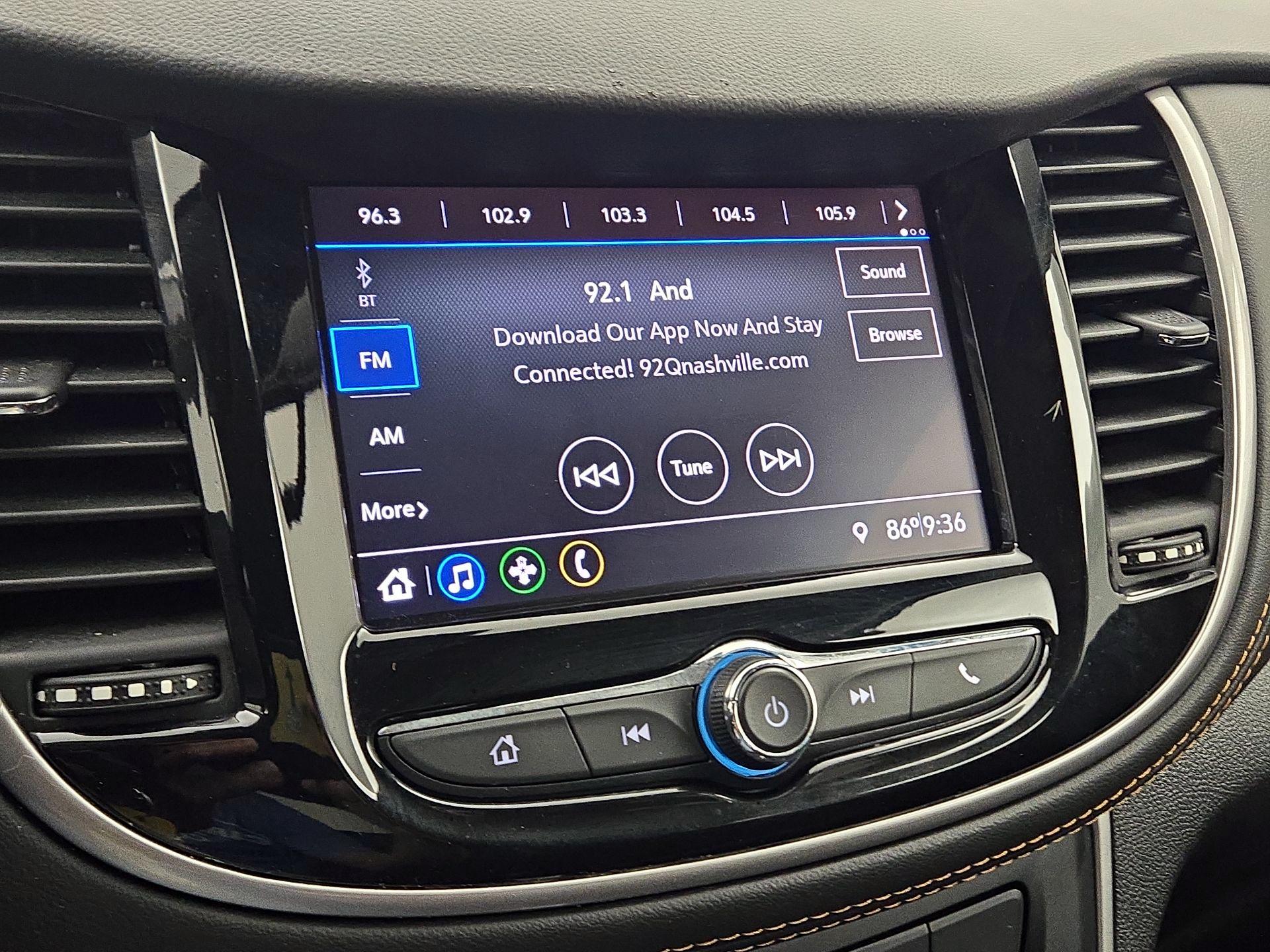 Thumbnail: 2021 Chevrolet Trax - 15