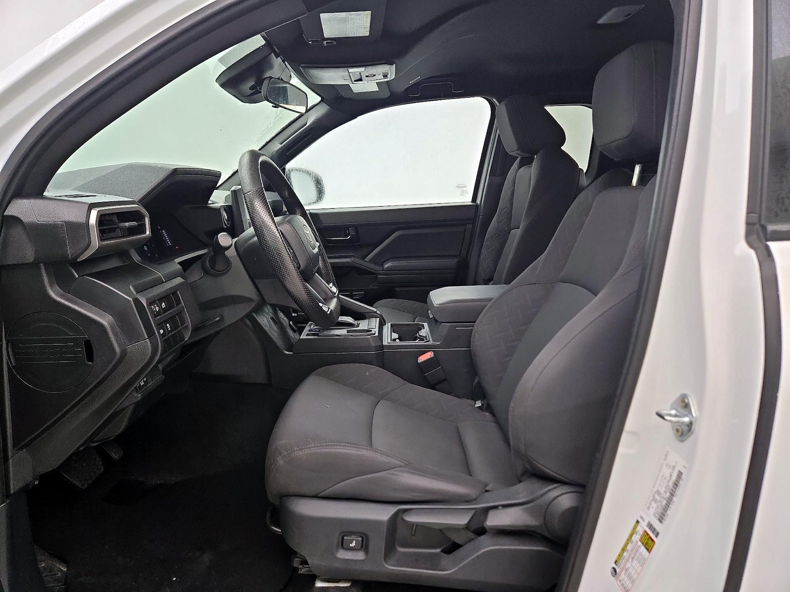 2024 Toyota Tacoma SR, photo 12