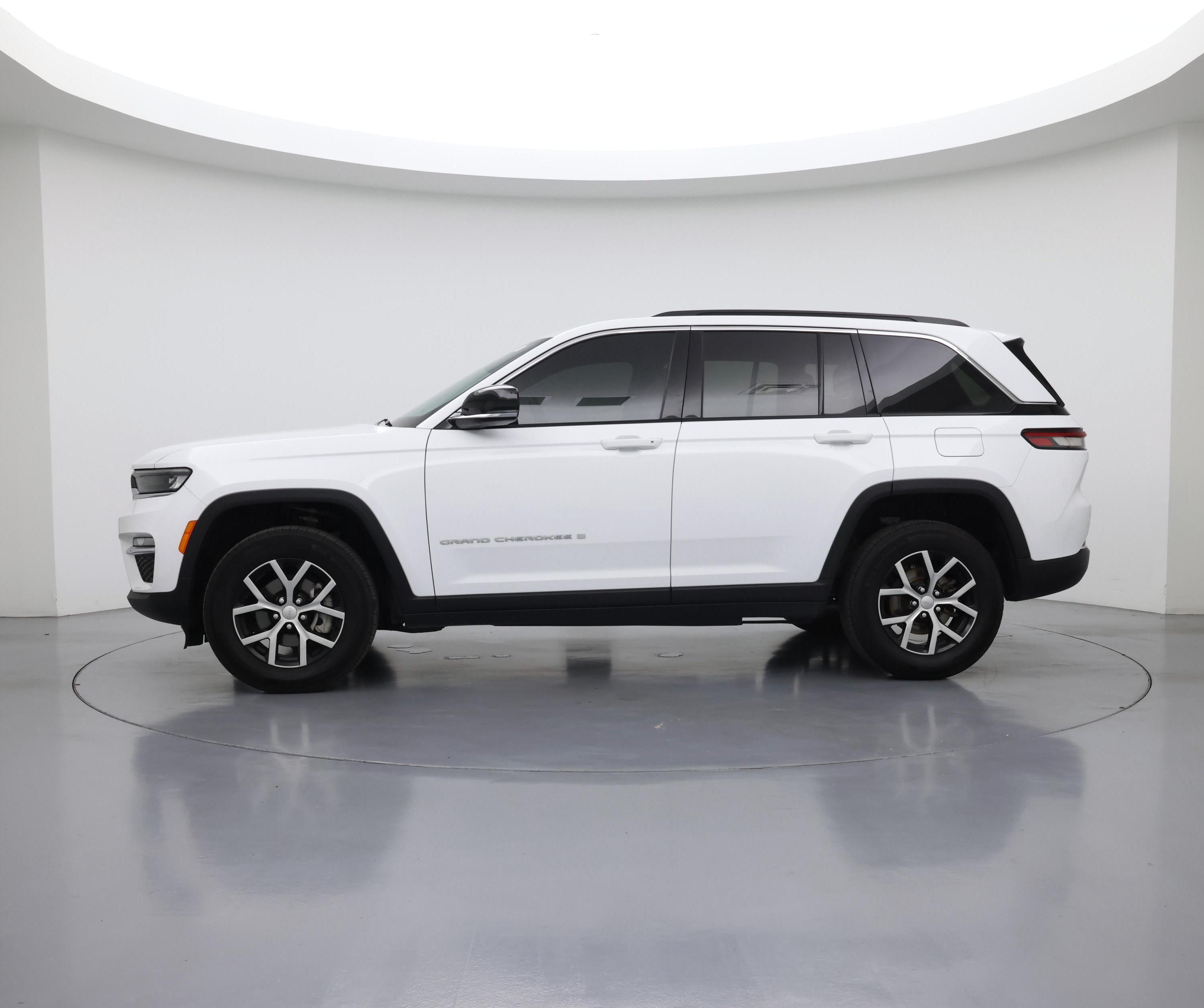 Thumbnail: 2024 Jeep Grand Cherokee - 3
