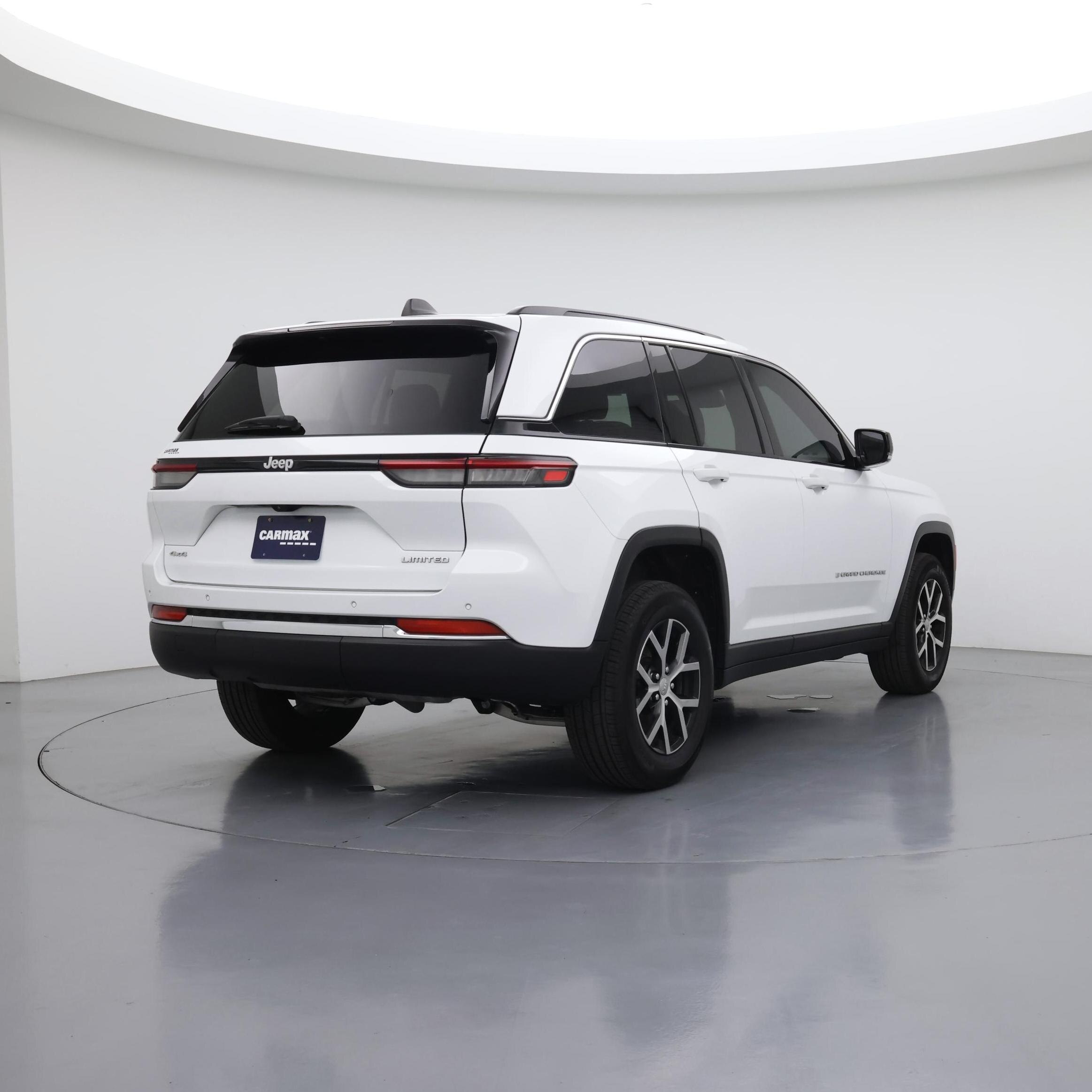 Thumbnail: 2024 Jeep Grand Cherokee - 8
